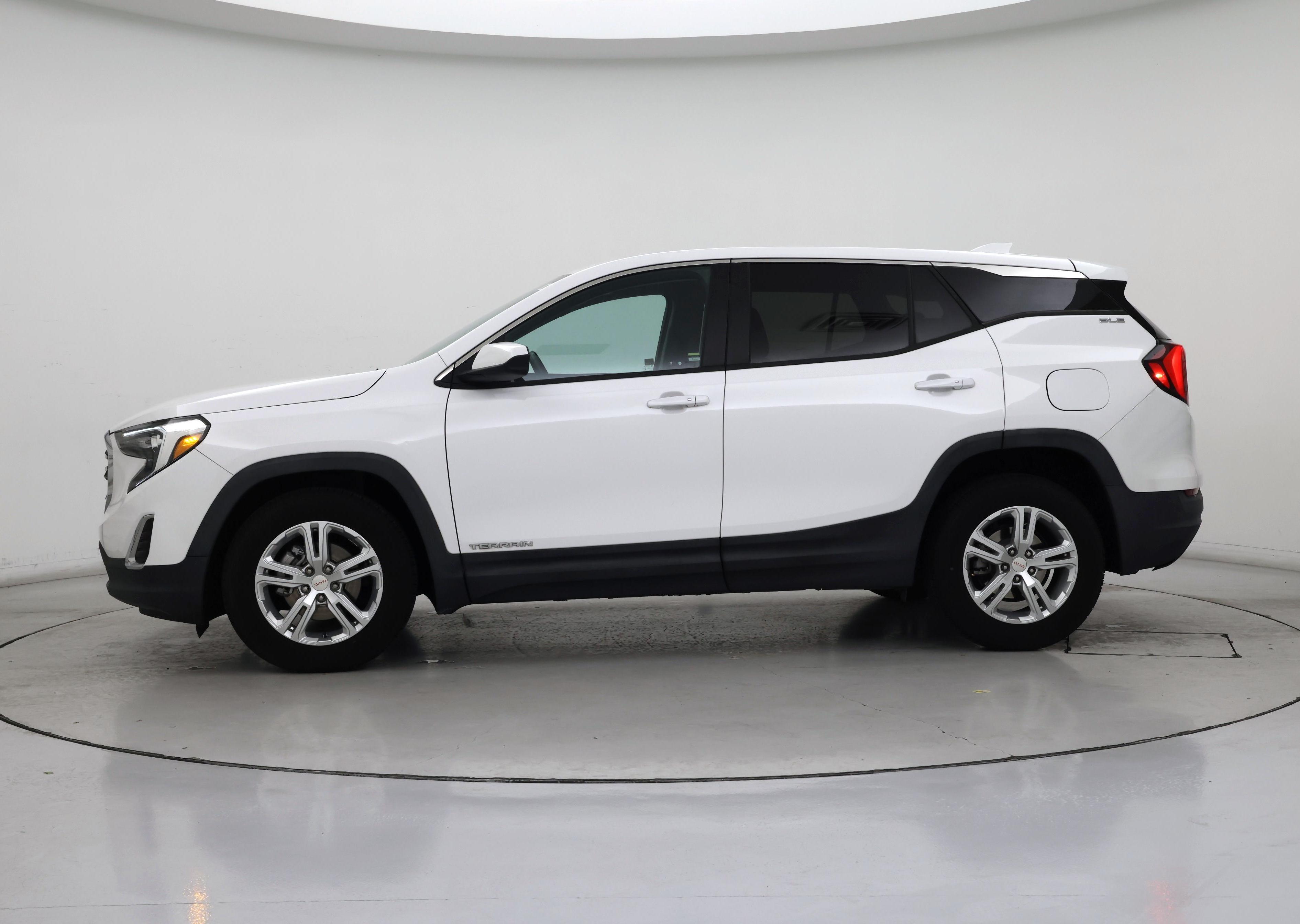 Thumbnail: 2019 GMC Terrain - 3