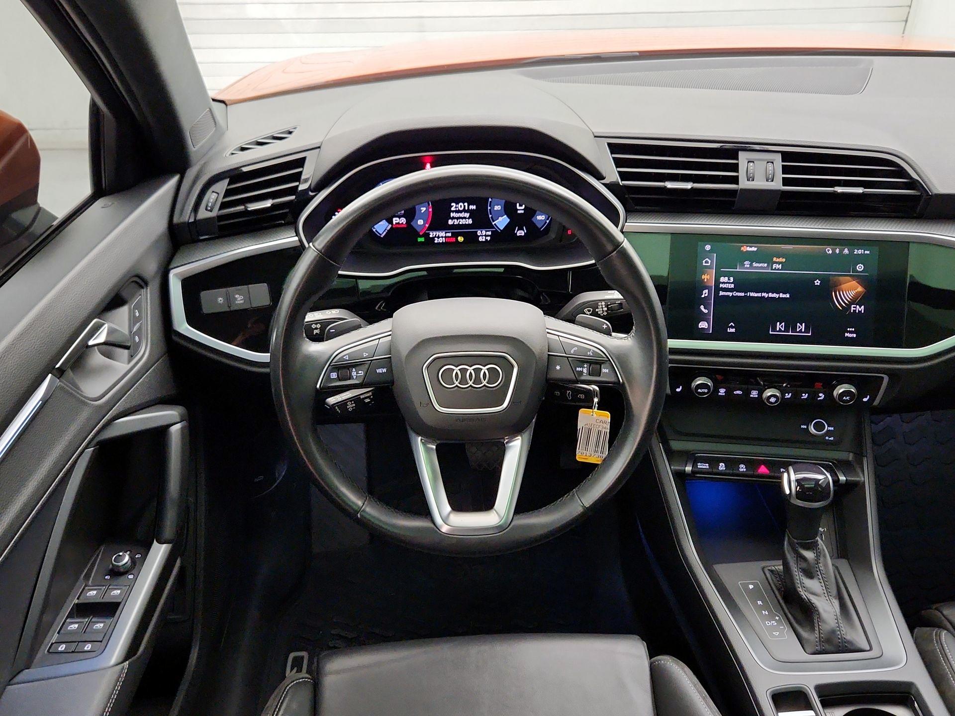 Thumbnail: 2022 Audi Q3 - 10