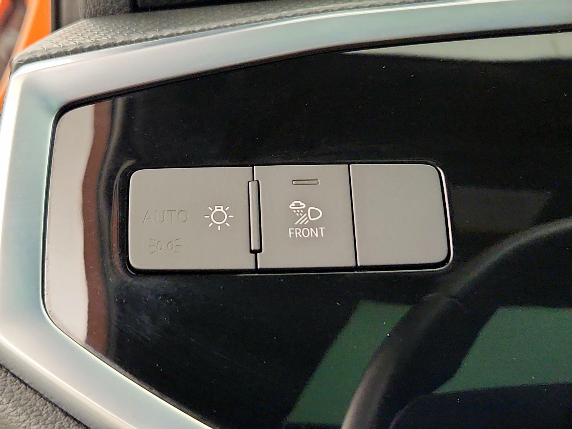 Thumbnail: 2022 Audi Q3 - 13