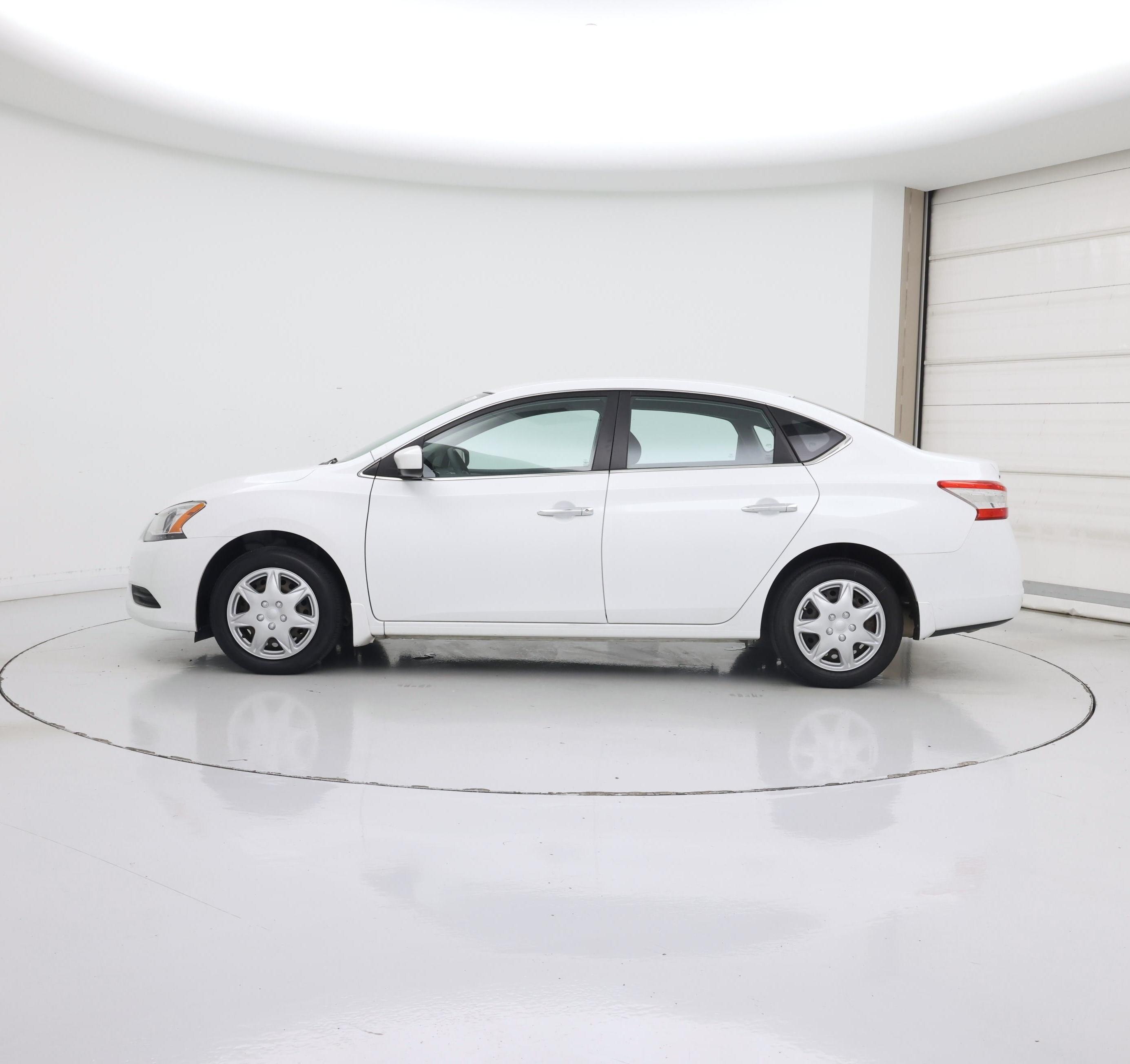 Thumbnail: 2014 Nissan Sentra - 3