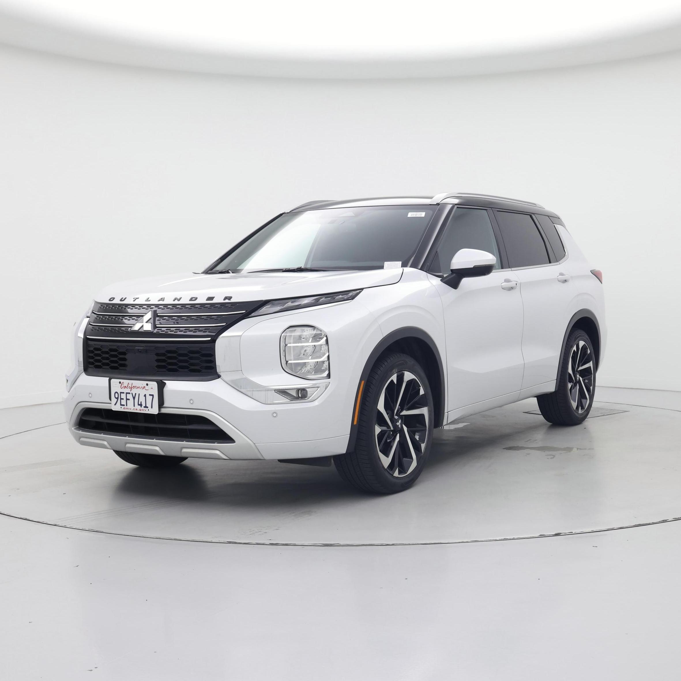 Thumbnail: 2023 Mitsubishi Outlander - 4
