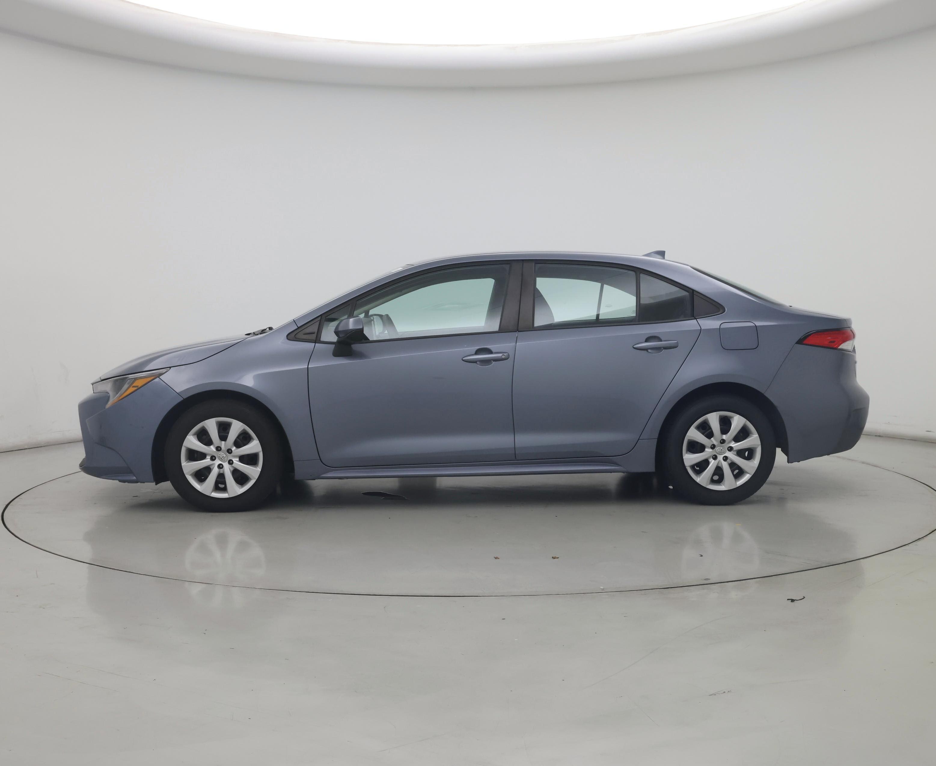 Thumbnail: 2021 Toyota Corolla - 3