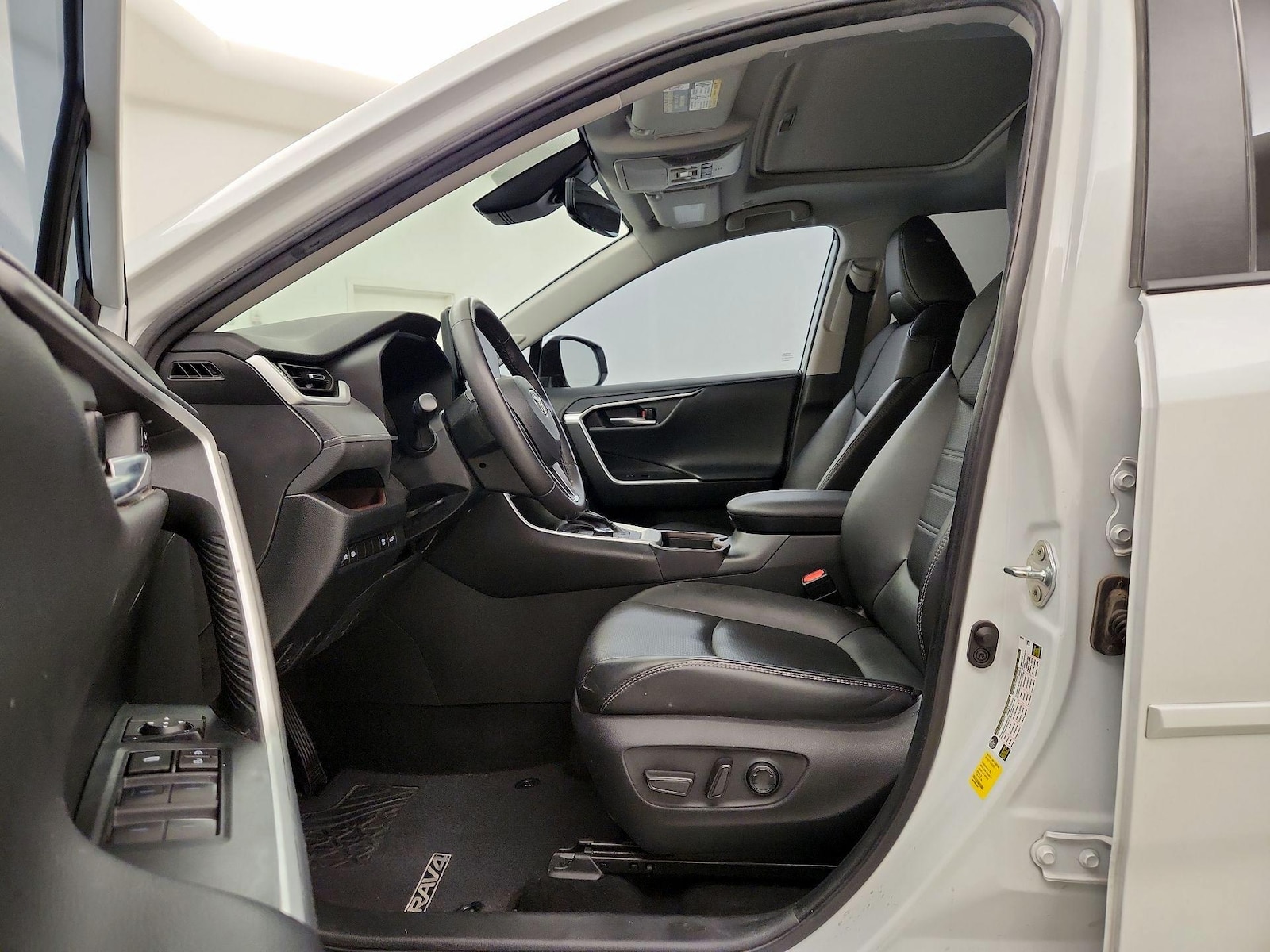 2024 Toyota RAV4 Limited - Photo 12