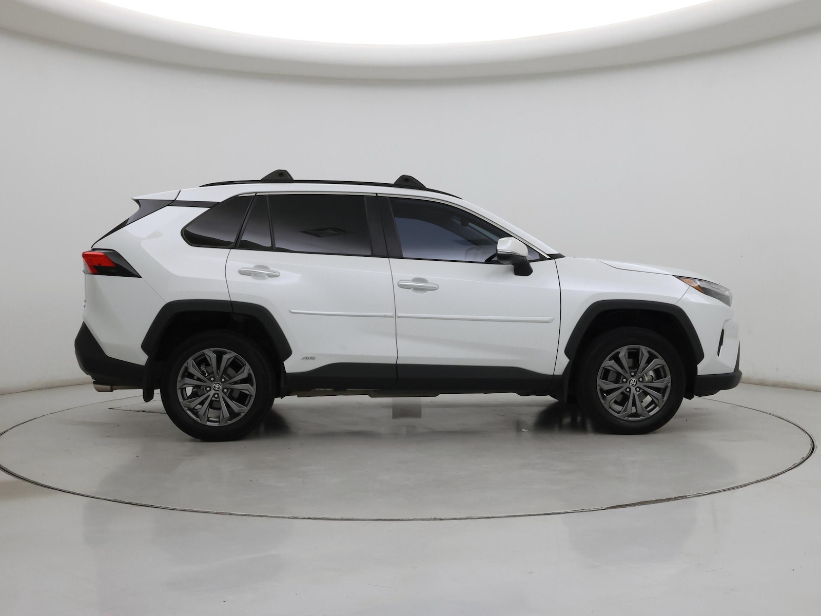 2024 Toyota RAV4 Limited - Photo 8