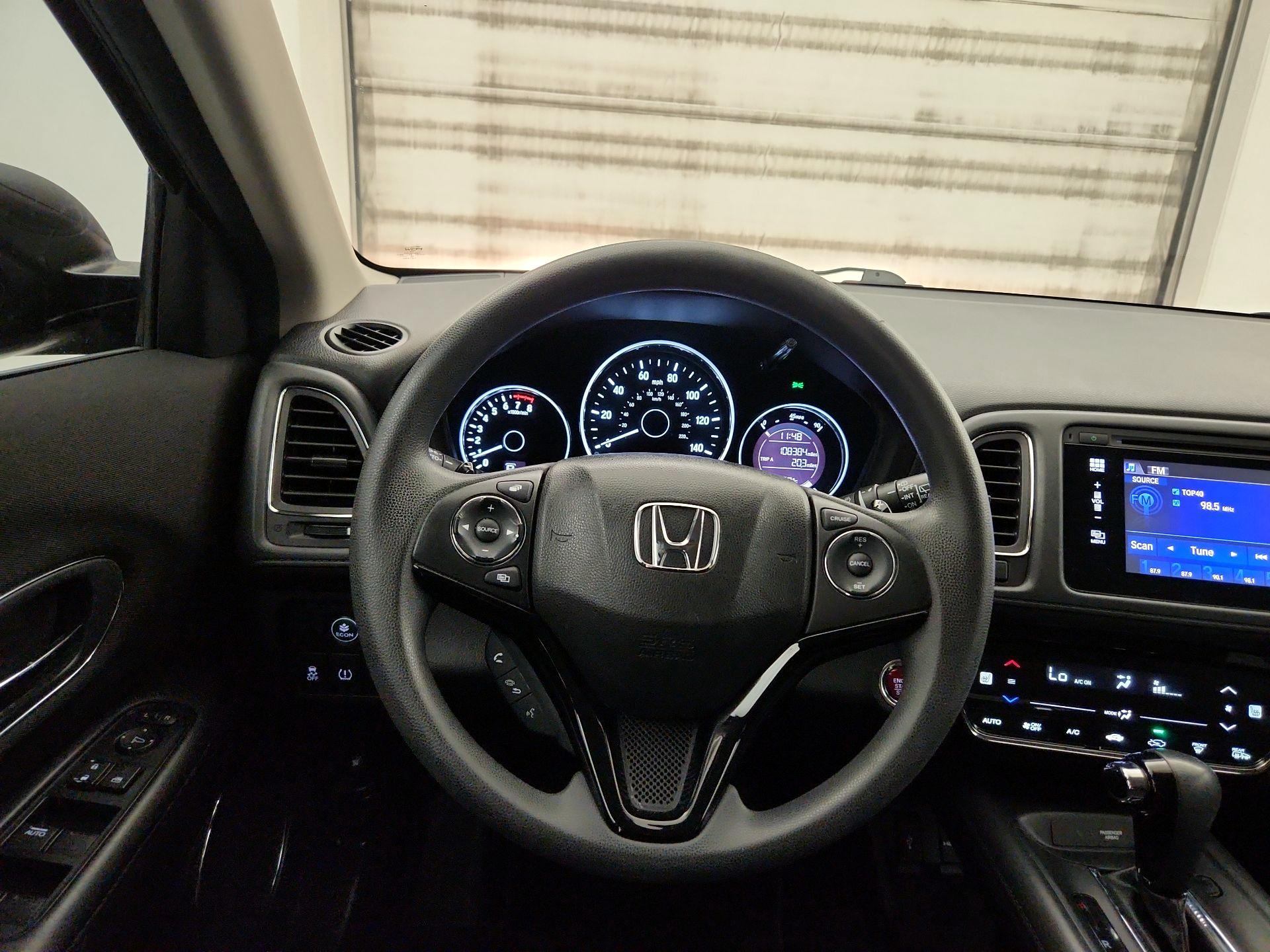 Thumbnail: 2016 Honda HR-V - 10