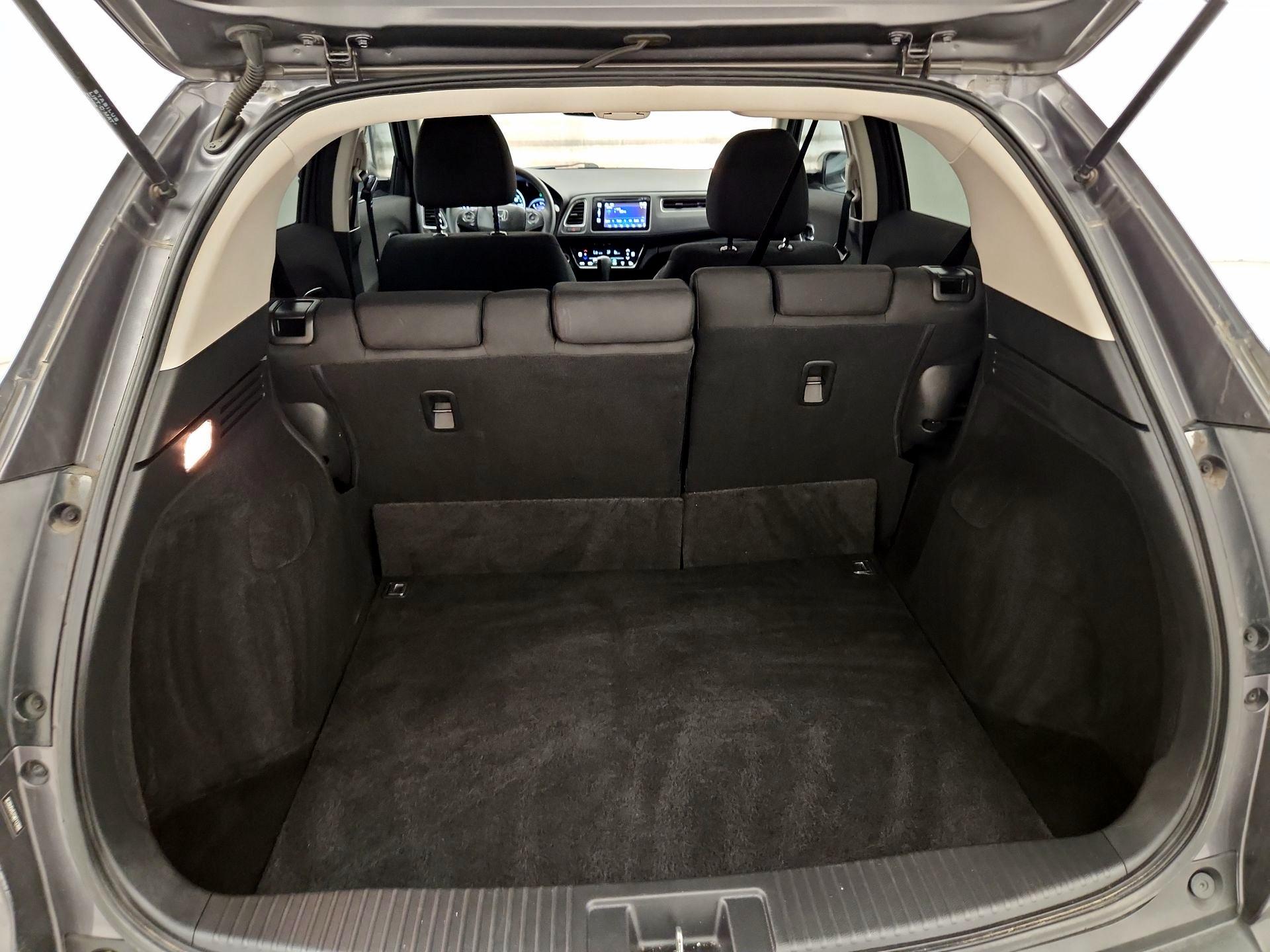 Thumbnail: 2016 Honda HR-V - 20