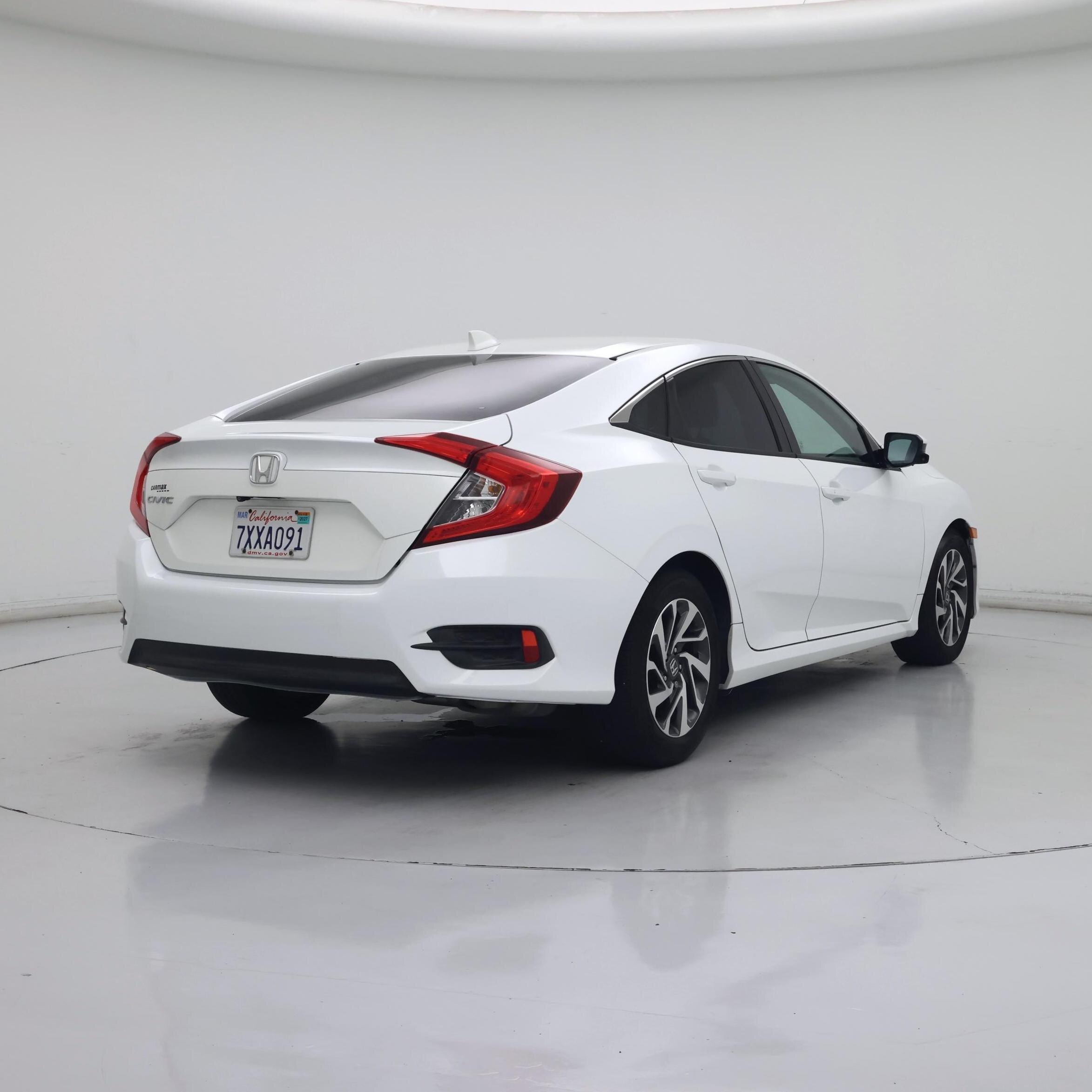Thumbnail: 2017 Honda Civic - 8