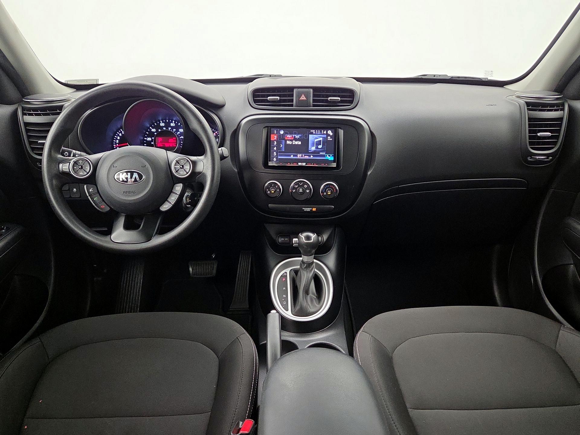 Thumbnail: 2017 Kia Soul - 9