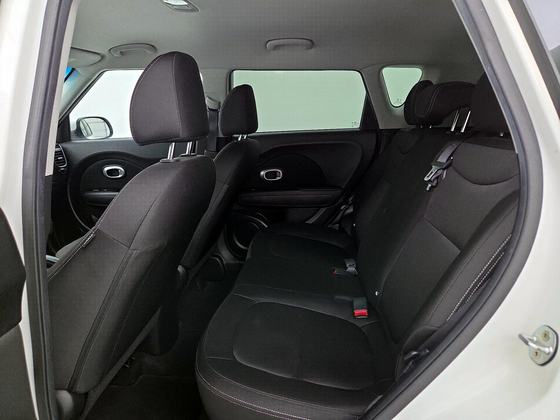 Thumbnail: 2017 Kia Soul - 18