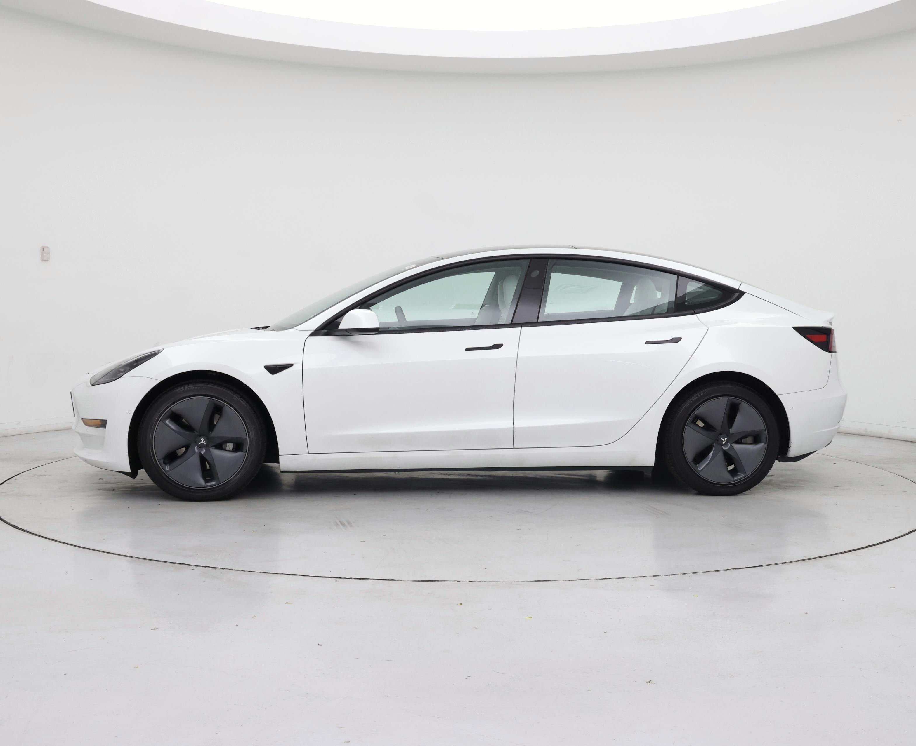 Thumbnail: 2022 Tesla Model 3 - 3