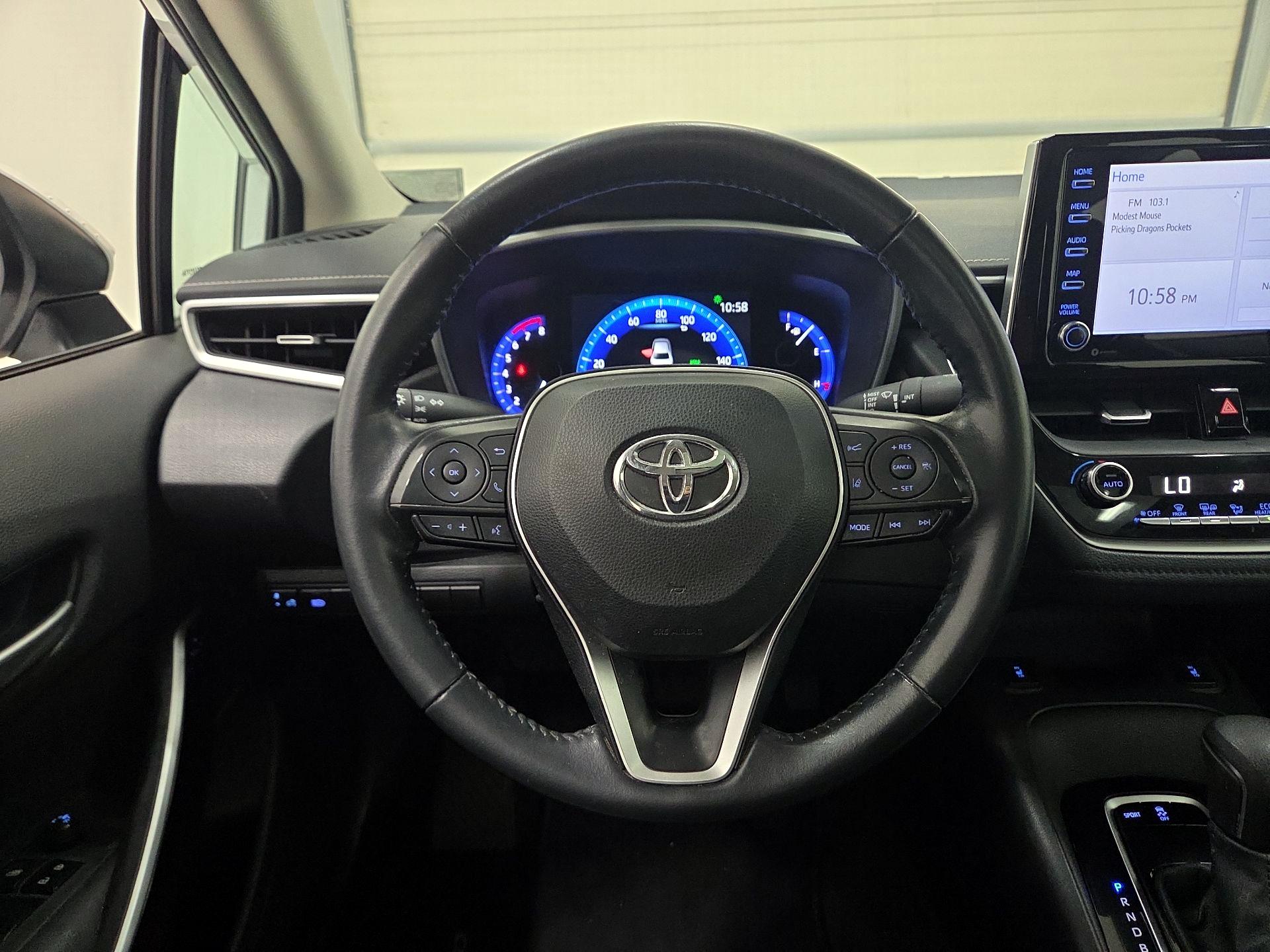 Thumbnail: 2021 Toyota Corolla - 10