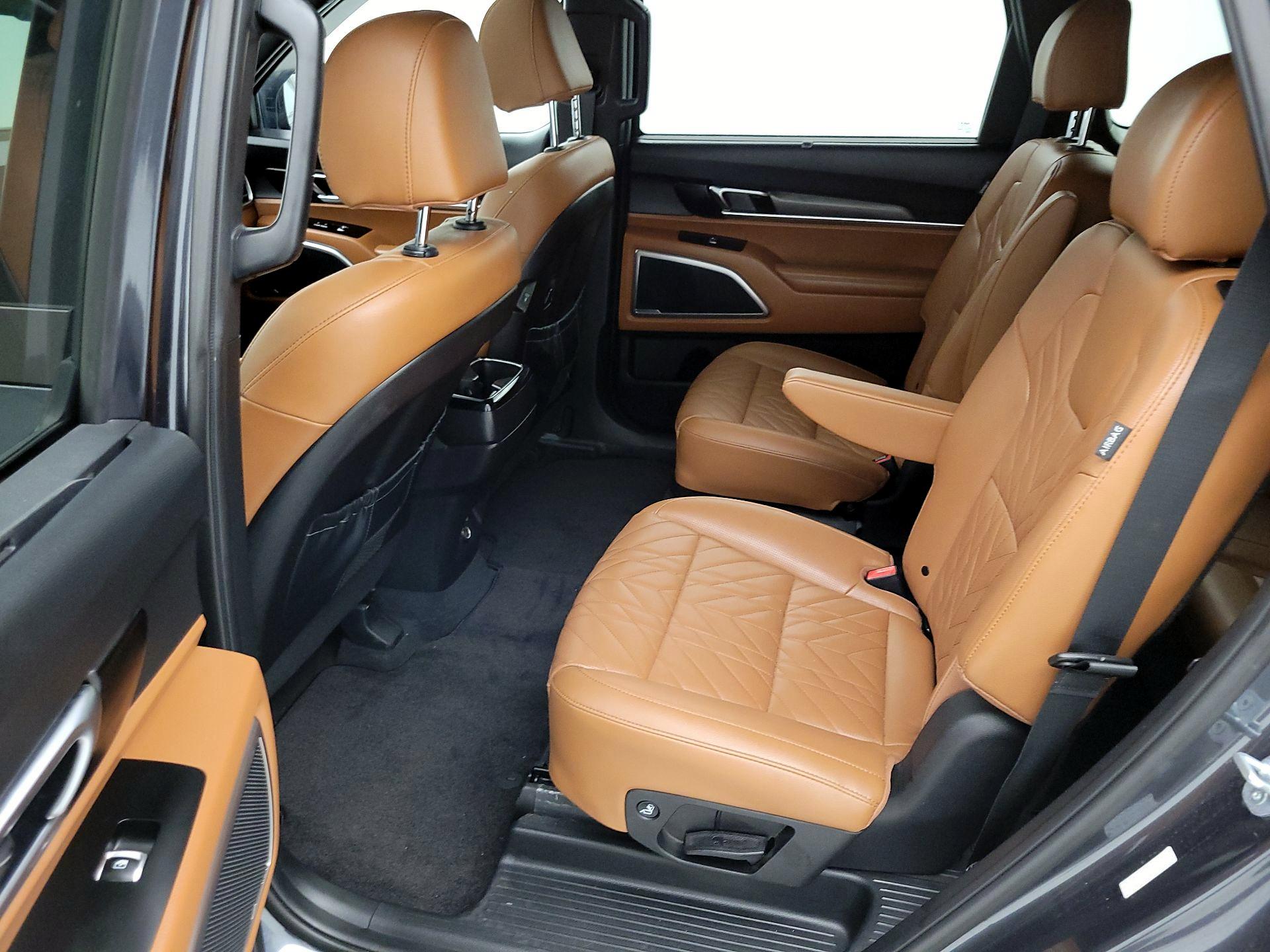 Thumbnail: 2024 Kia Telluride - 19