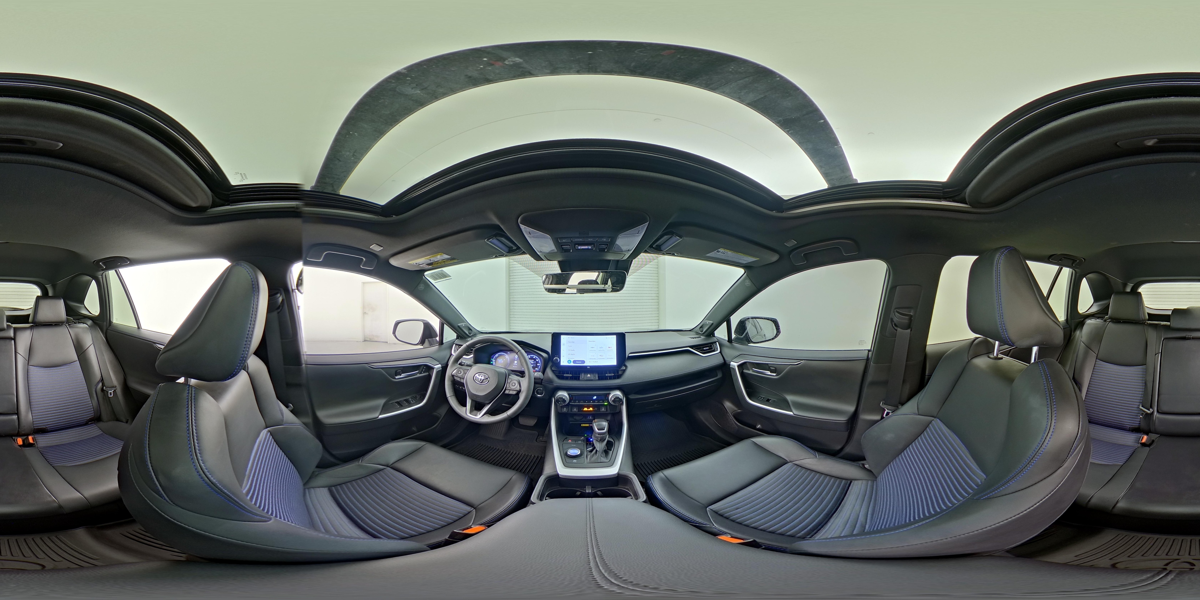 2024 Toyota RAV4 XSE - Photo 25