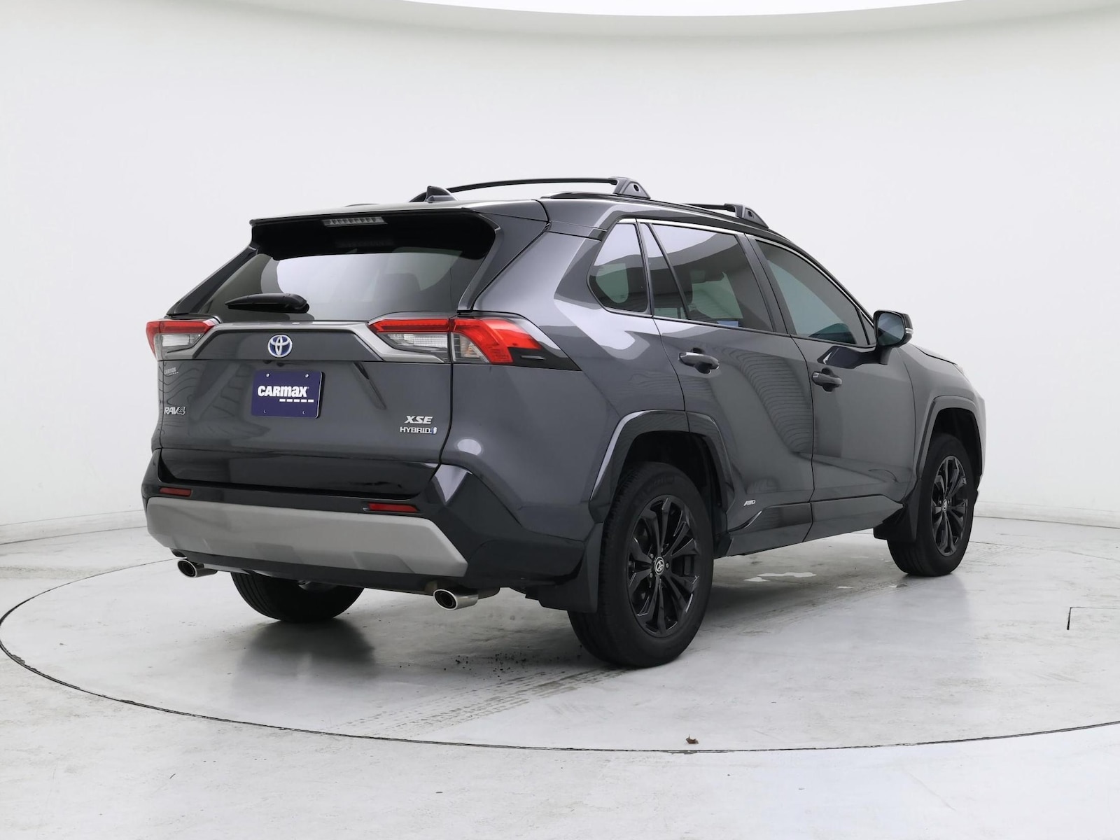 2024 Toyota RAV4 XSE - Photo 9