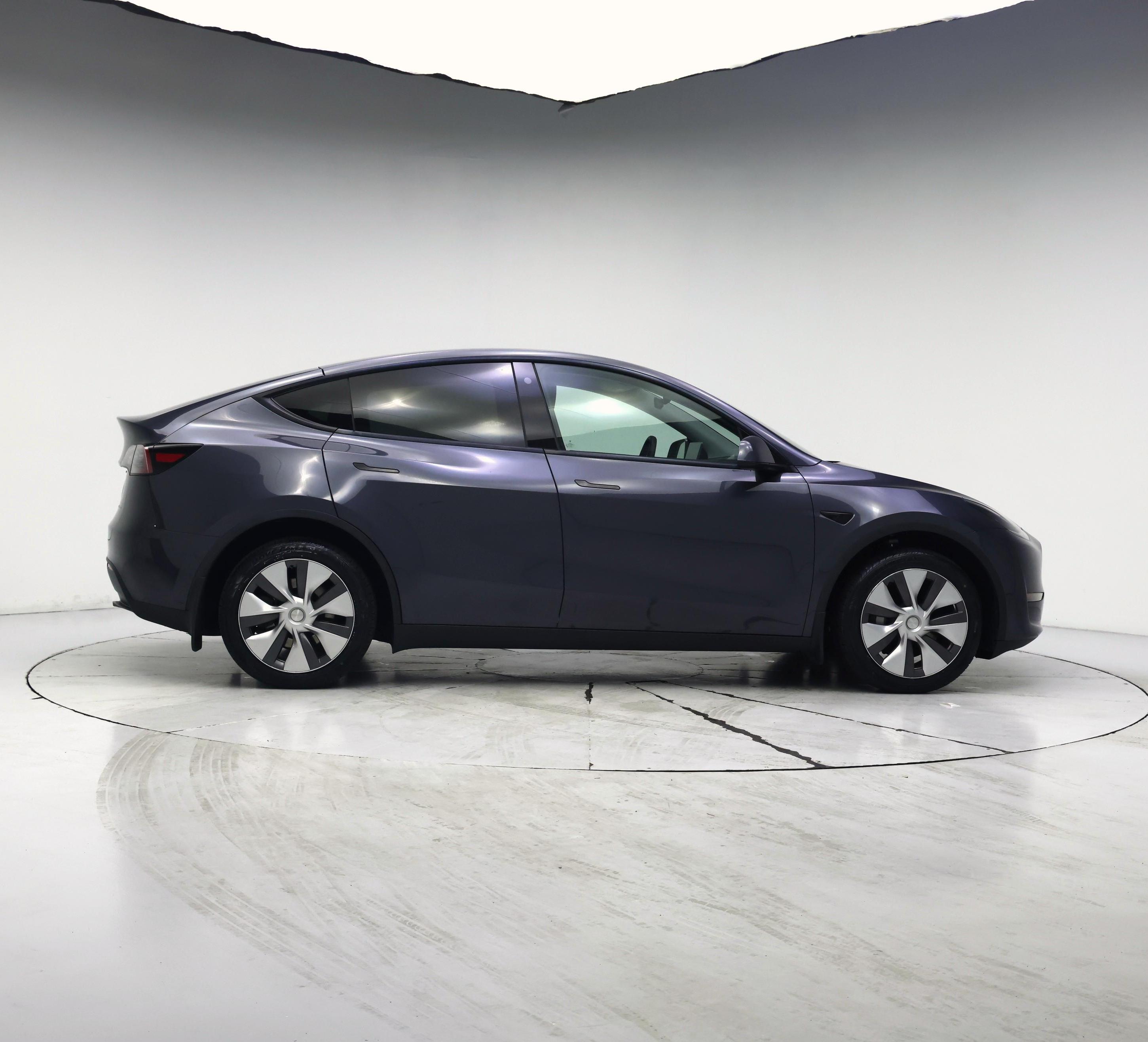 Thumbnail: 2023 Tesla Model Y - 7
