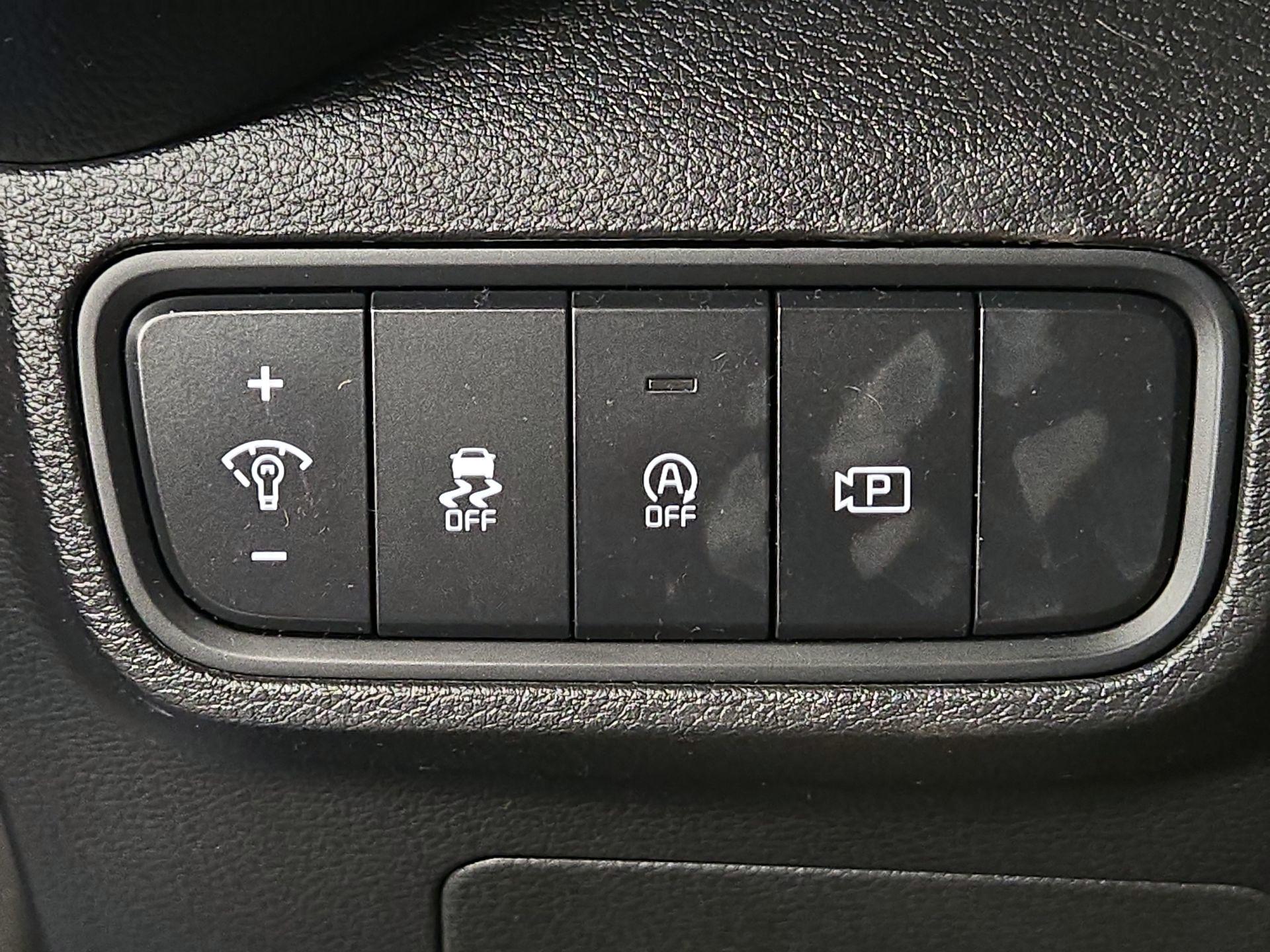 Thumbnail: 2023 Kia Soul - 13