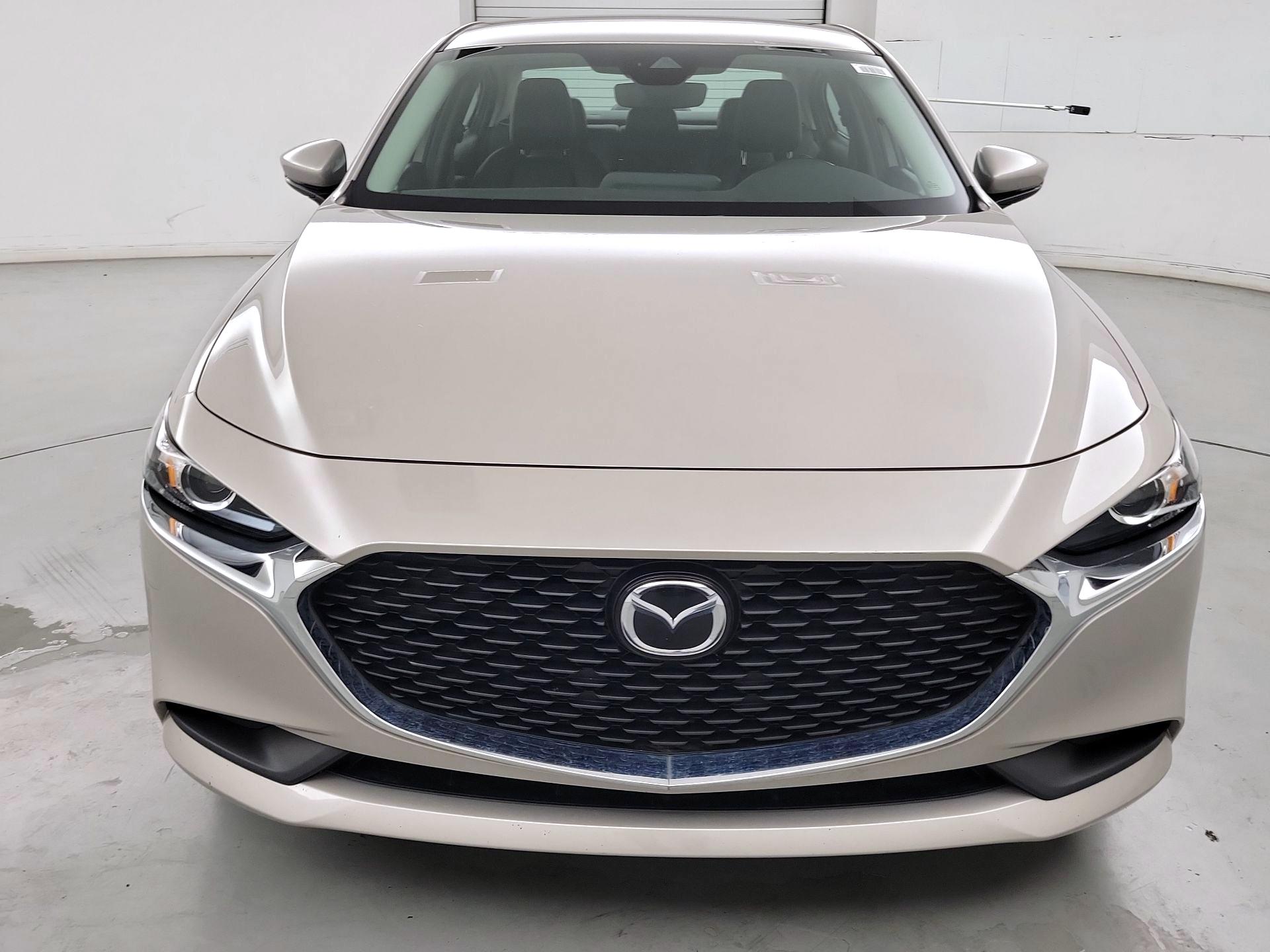 Thumbnail: 2022 Mazda Mazda3 - 2