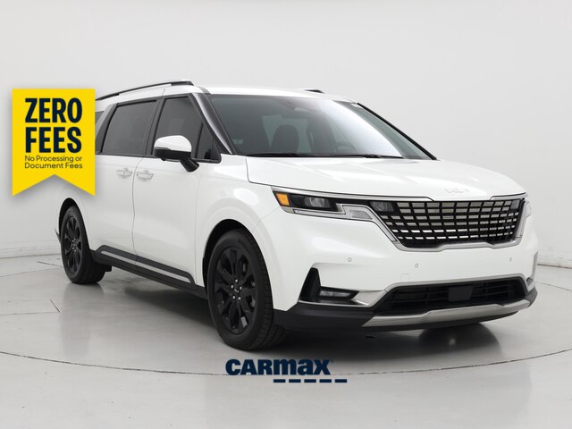White 2024 Kia Carnival Minivan Front-Wheel Drive Automatic