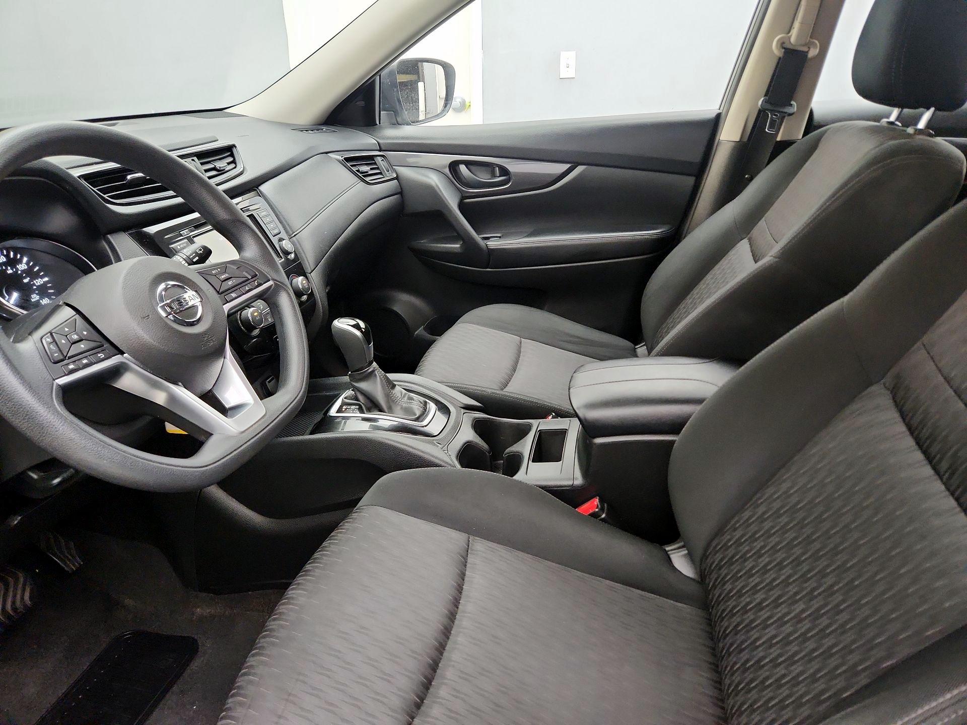 Thumbnail: 2020 Nissan Rogue - 11