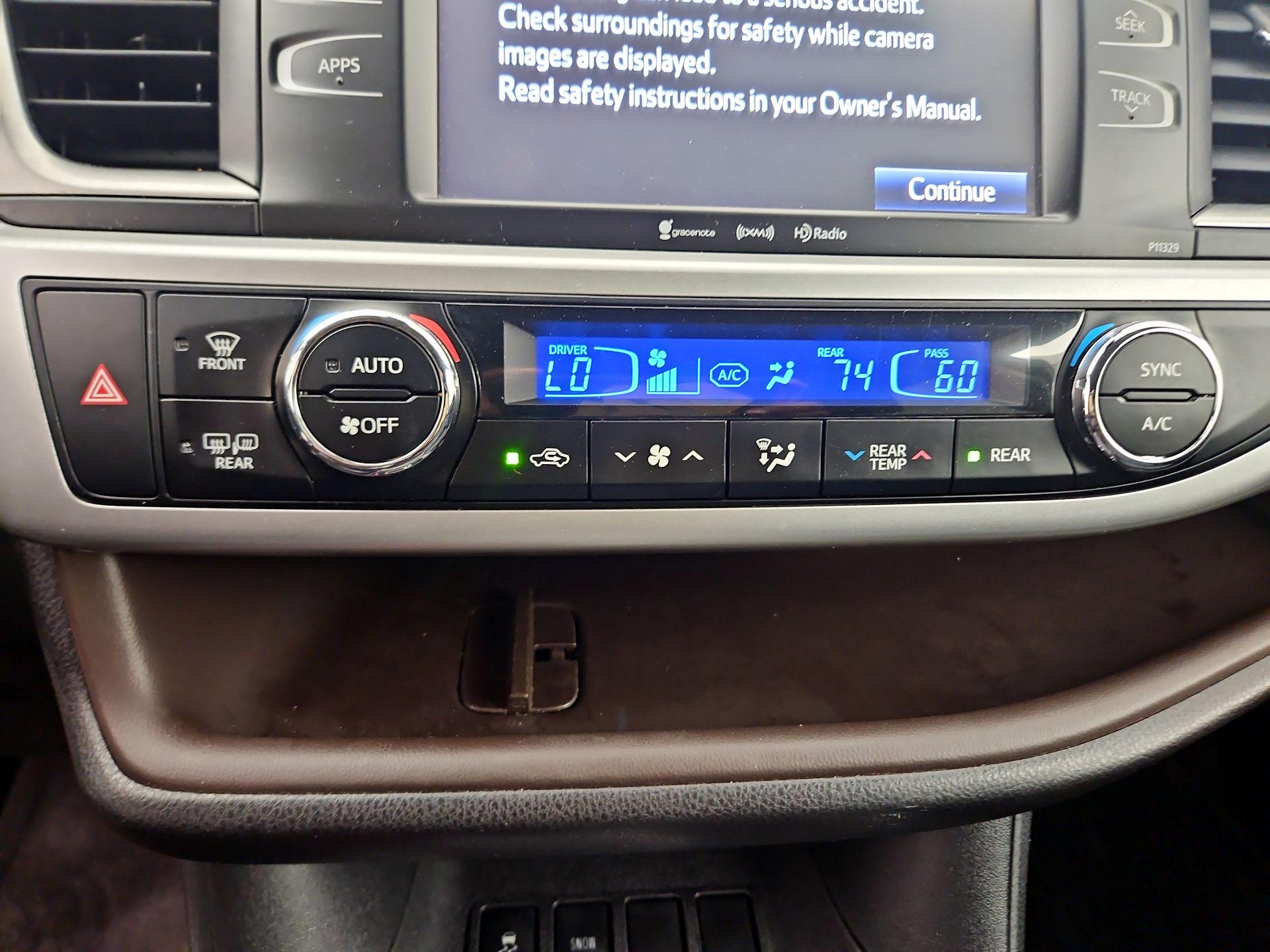 Thumbnail: 2017 Toyota Highlander - 14
