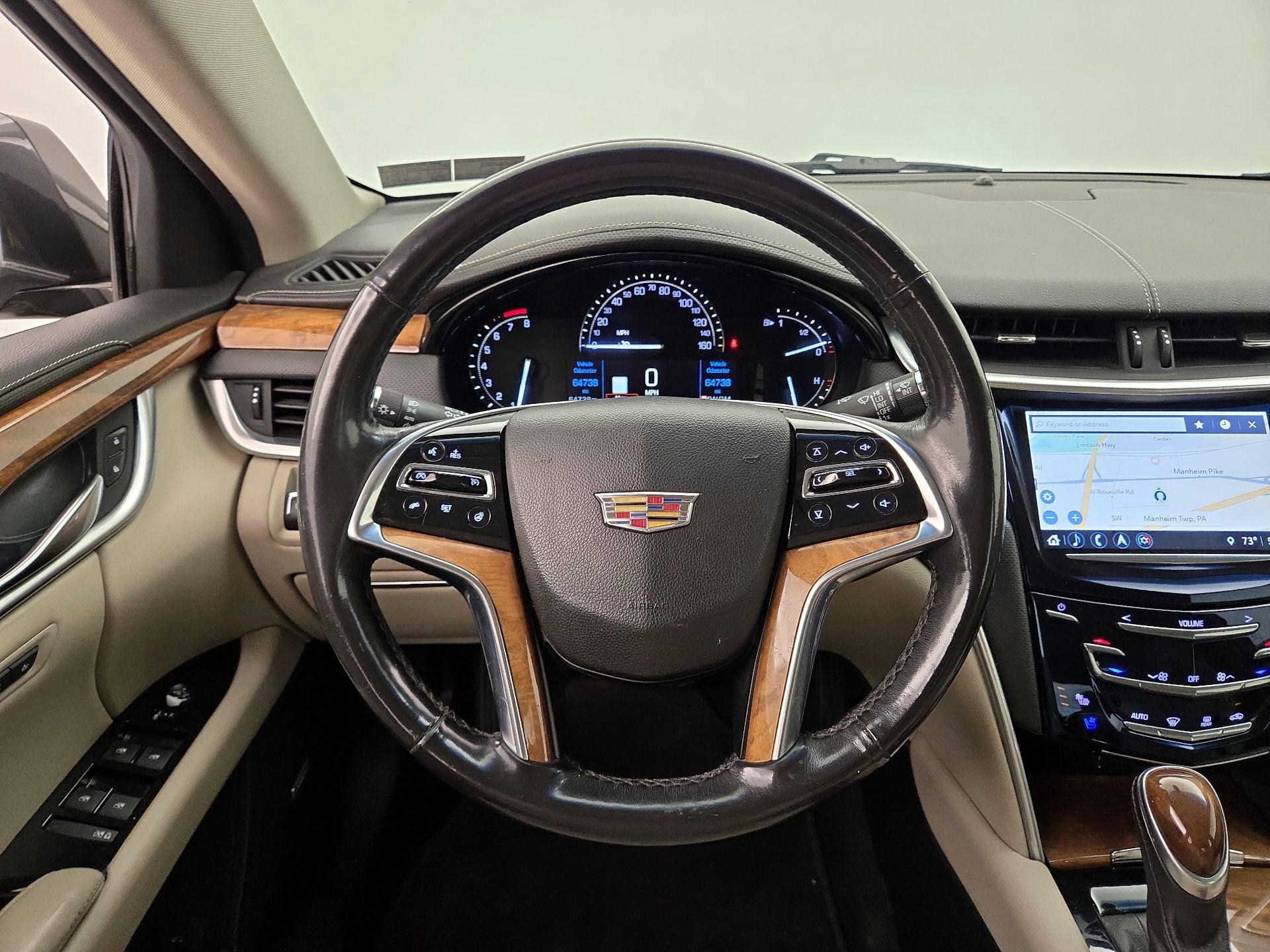 Thumbnail: 2018 Cadillac XTS - 10