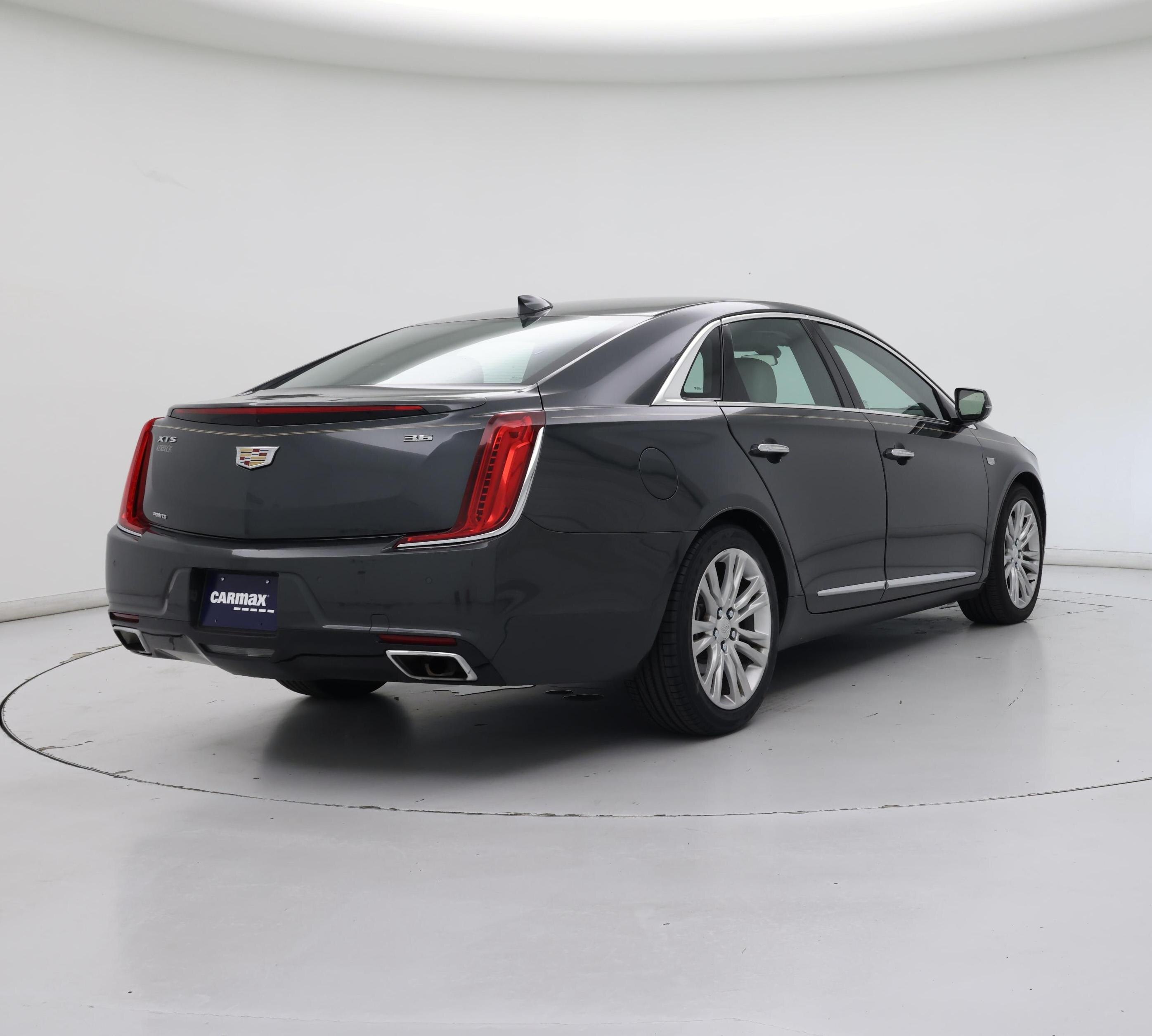 Thumbnail: 2018 Cadillac XTS - 8