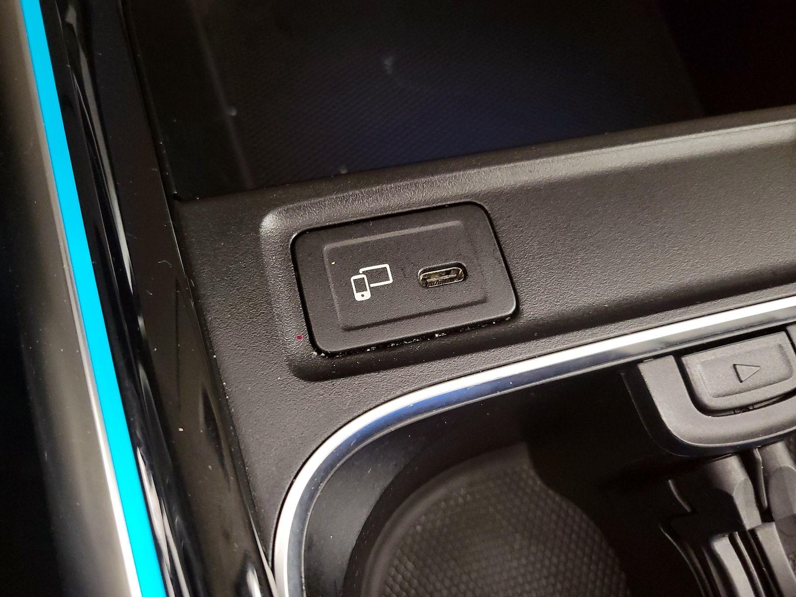 2023 Mercedes-Benz GLA Base - Photo 19