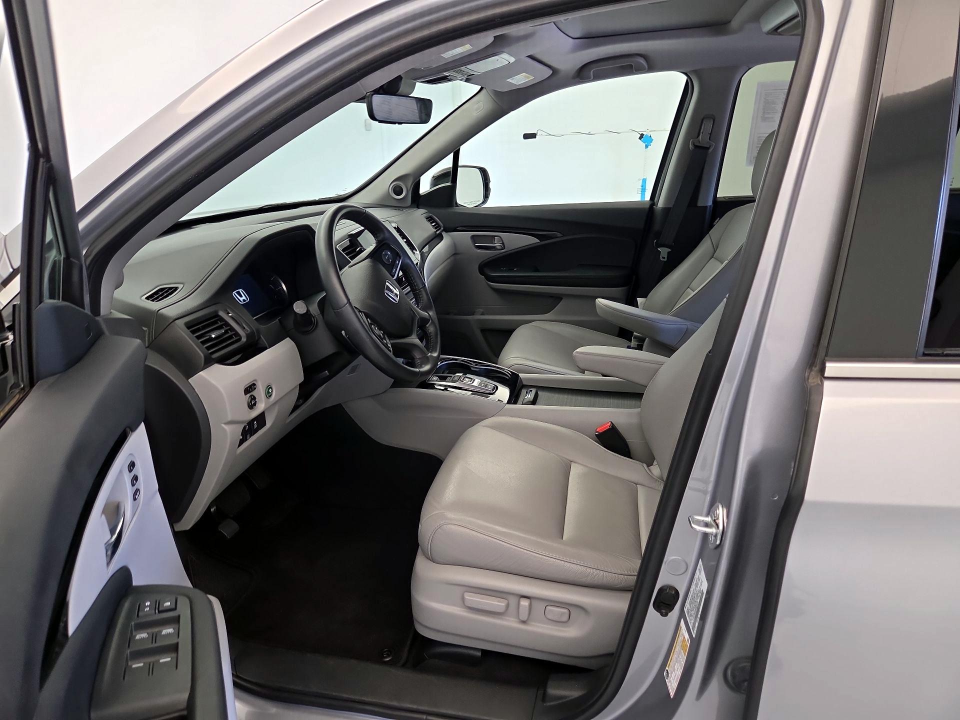 Thumbnail: 2021 Honda Pilot - 11