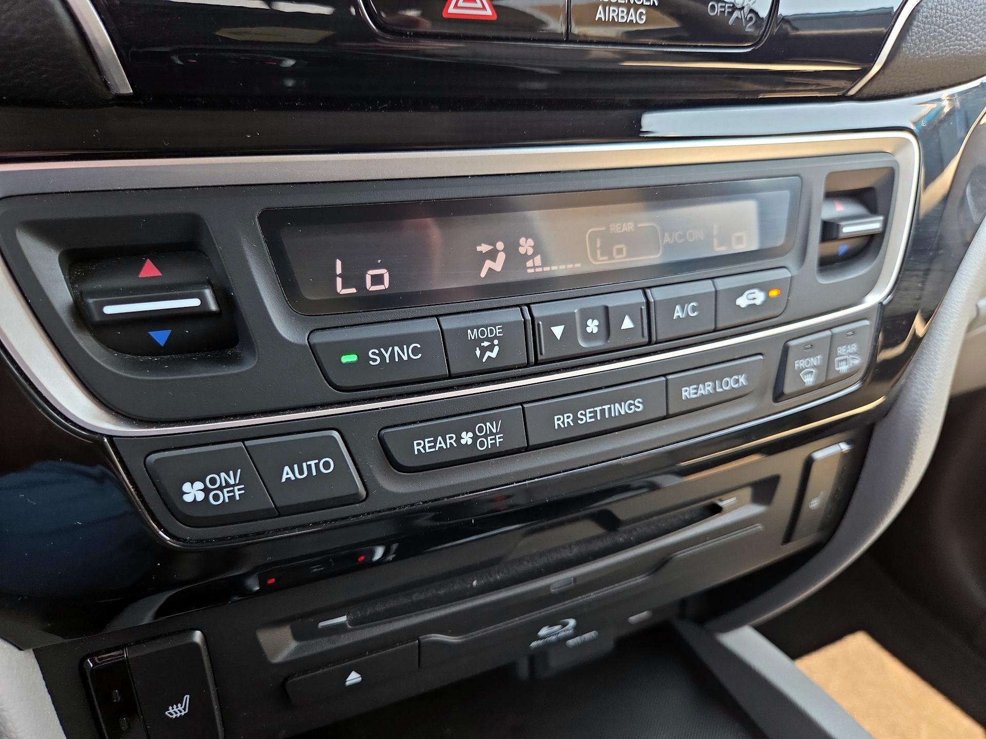 Thumbnail: 2021 Honda Pilot - 17