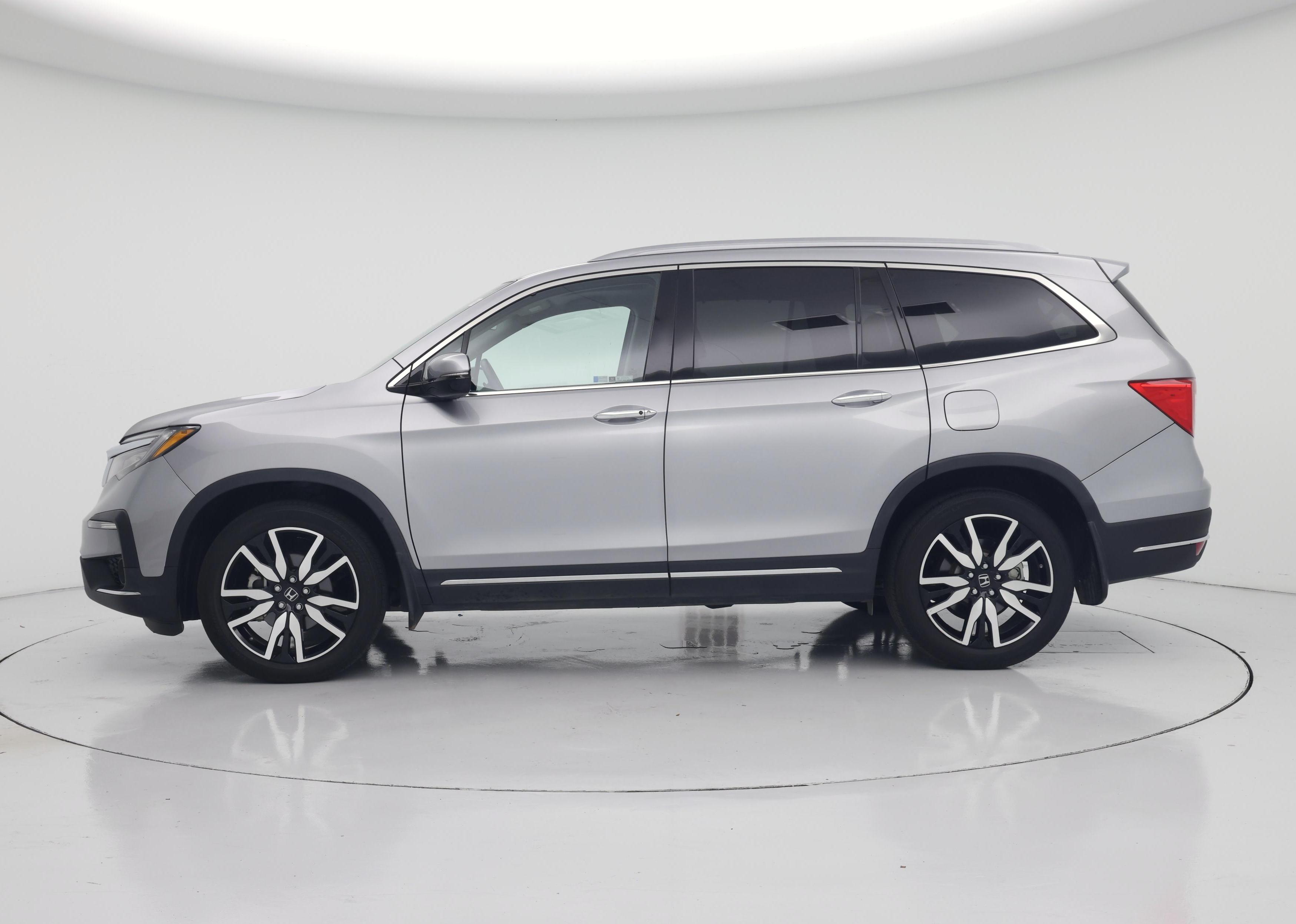 Thumbnail: 2021 Honda Pilot - 3