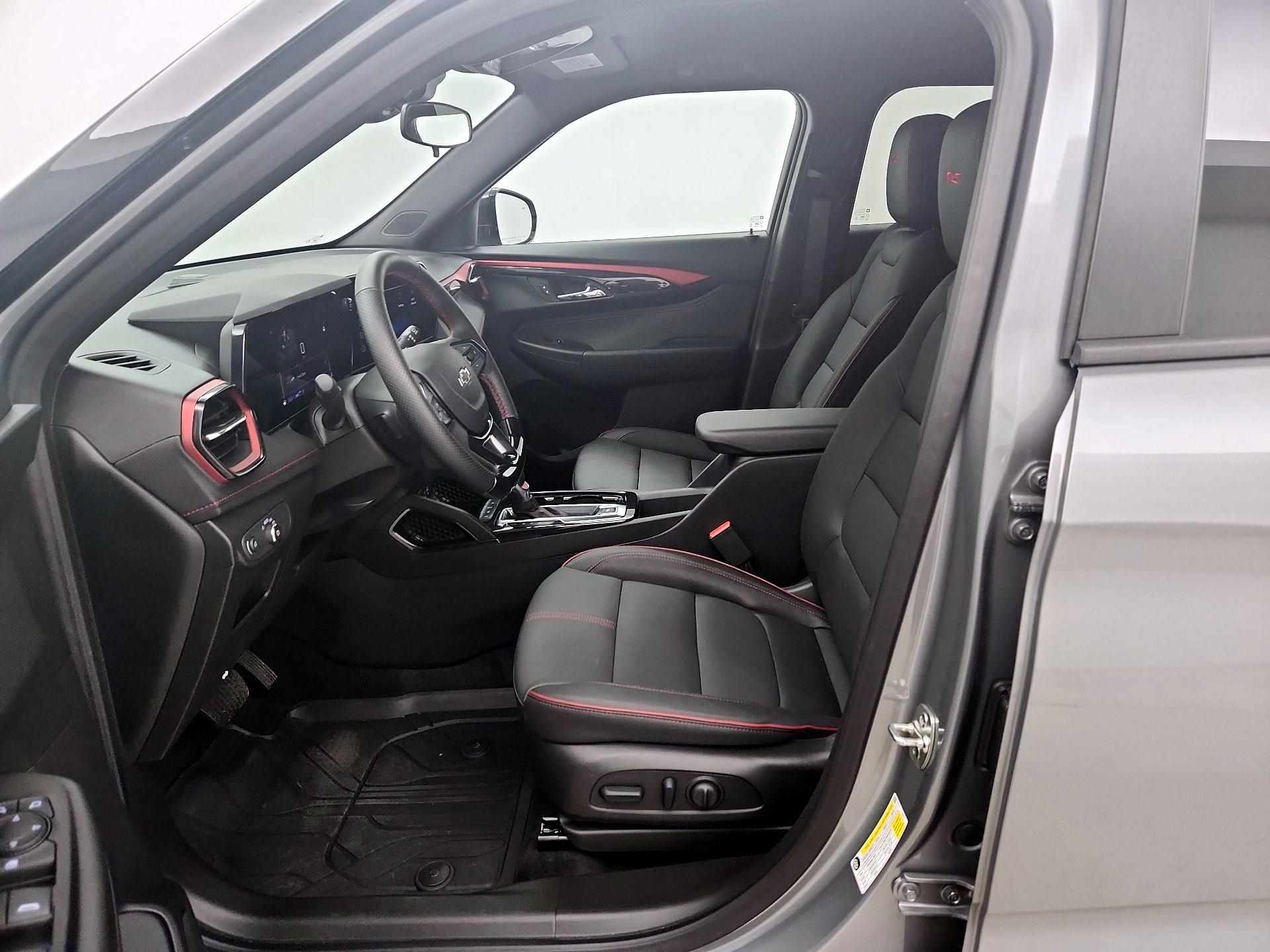 Thumbnail: 2026 Chevrolet TrailBlazer - 11