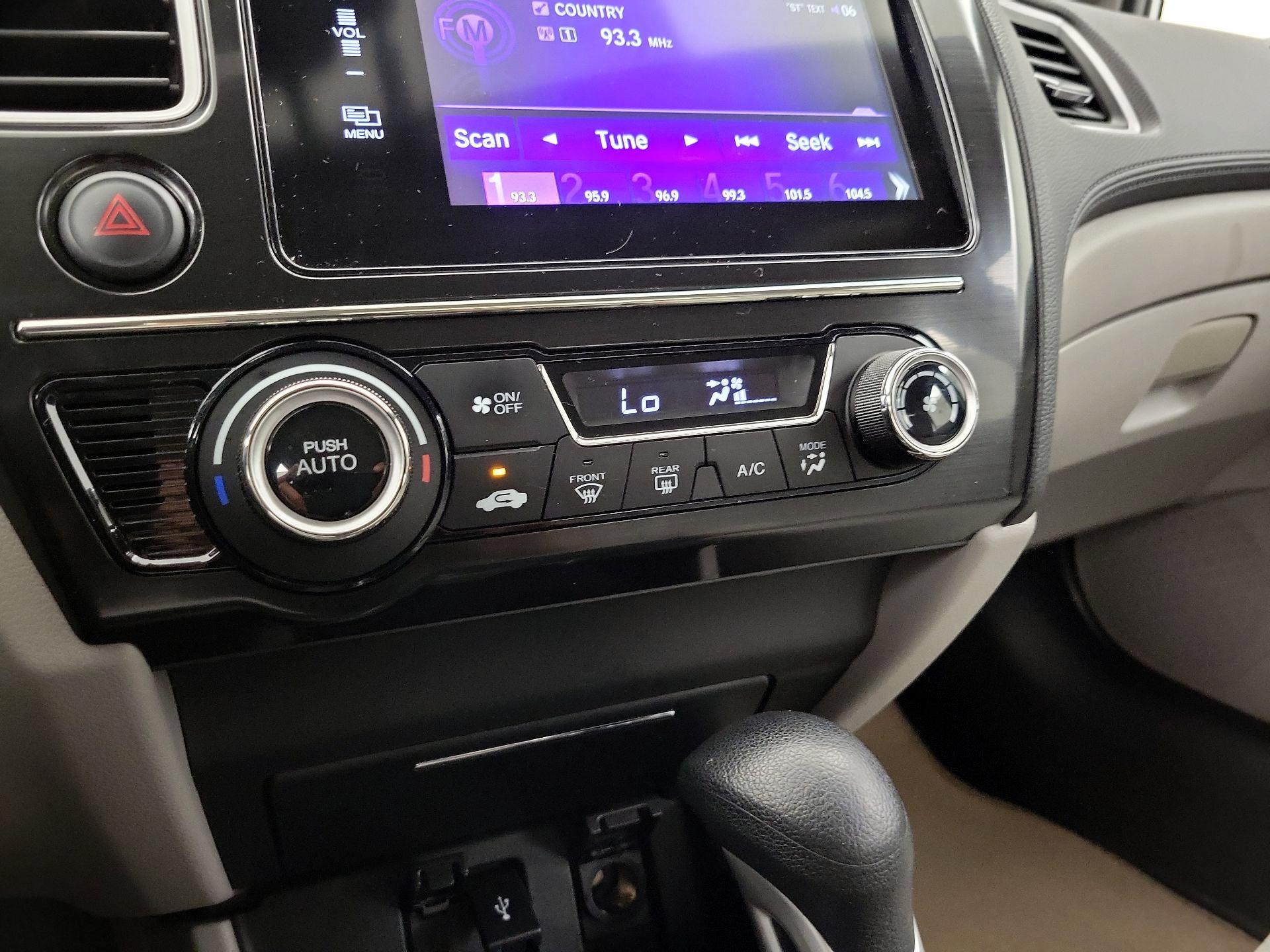 Thumbnail: 2015 Honda Civic - 16