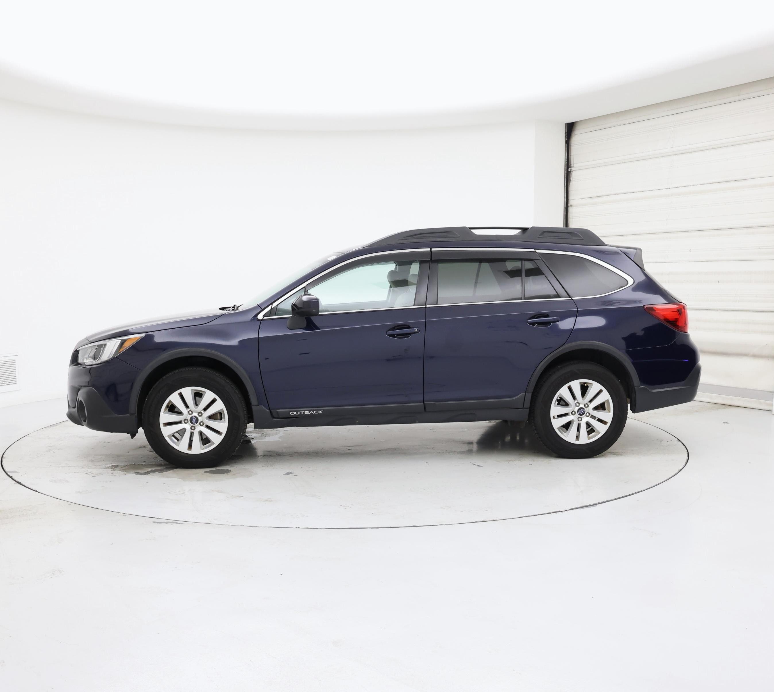 Thumbnail: 2018 Subaru Outback - 3