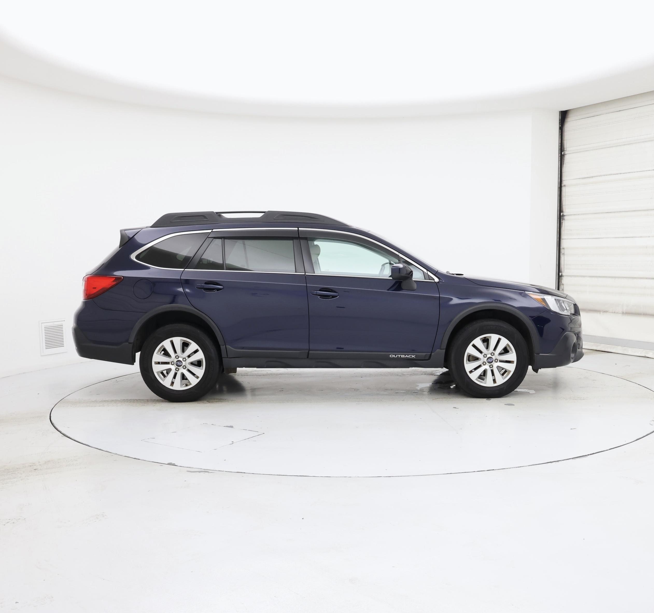 Thumbnail: 2018 Subaru Outback - 7