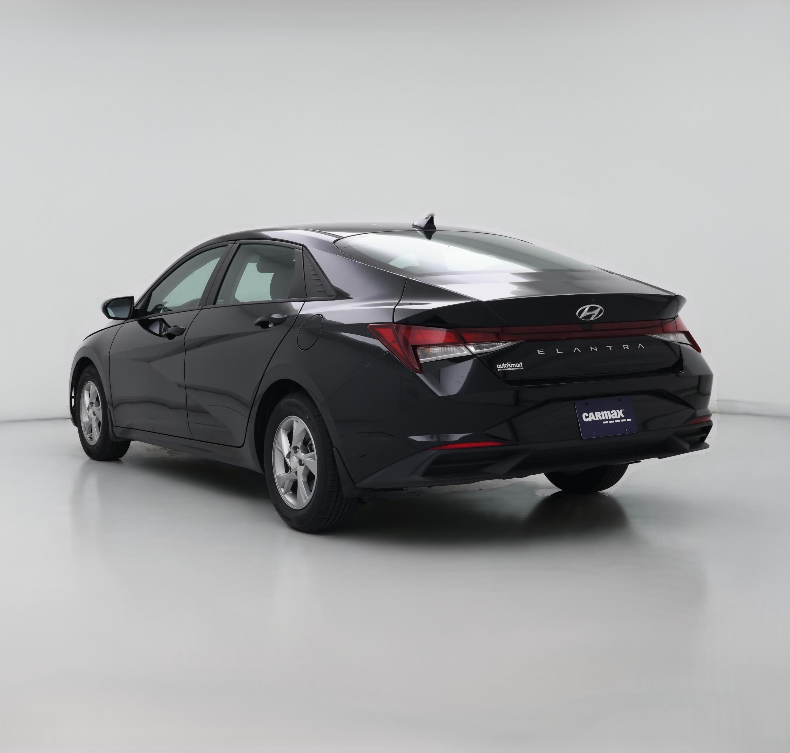 Thumbnail: 2022 Hyundai Elantra - 1