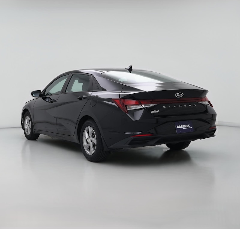 2022 Hyundai Elantra SE