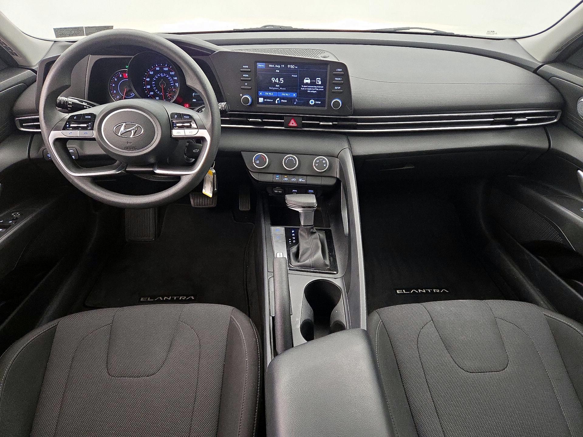 Thumbnail: 2022 Hyundai Elantra - 9