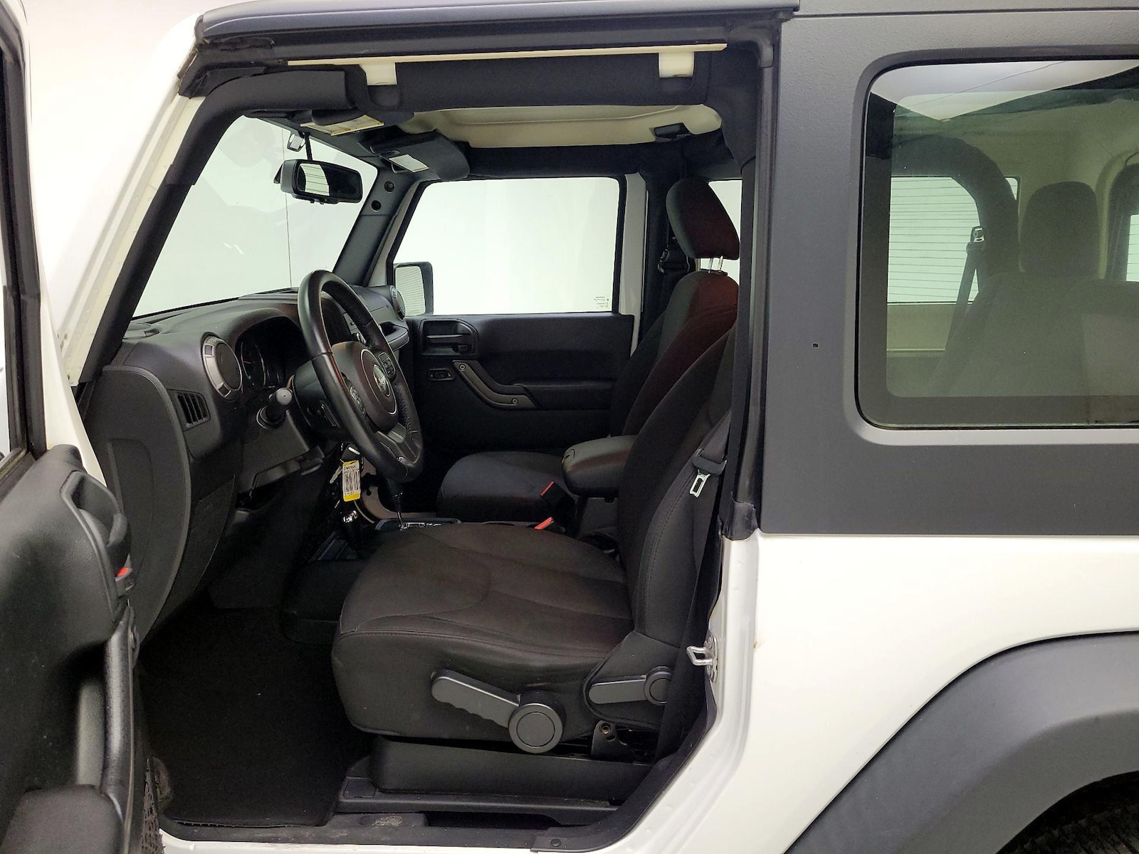 2018 Jeep Wrangler JK Sport S - Photo 12