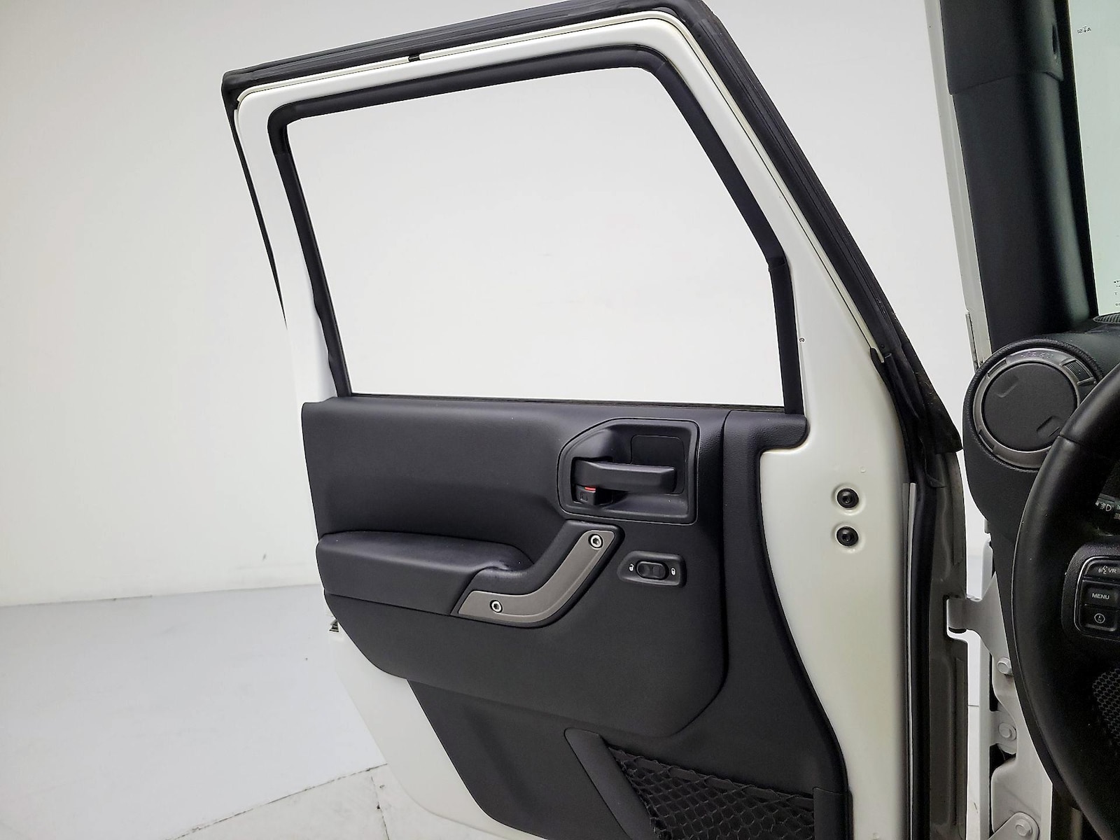 2018 Jeep Wrangler JK Sport S - Photo 13