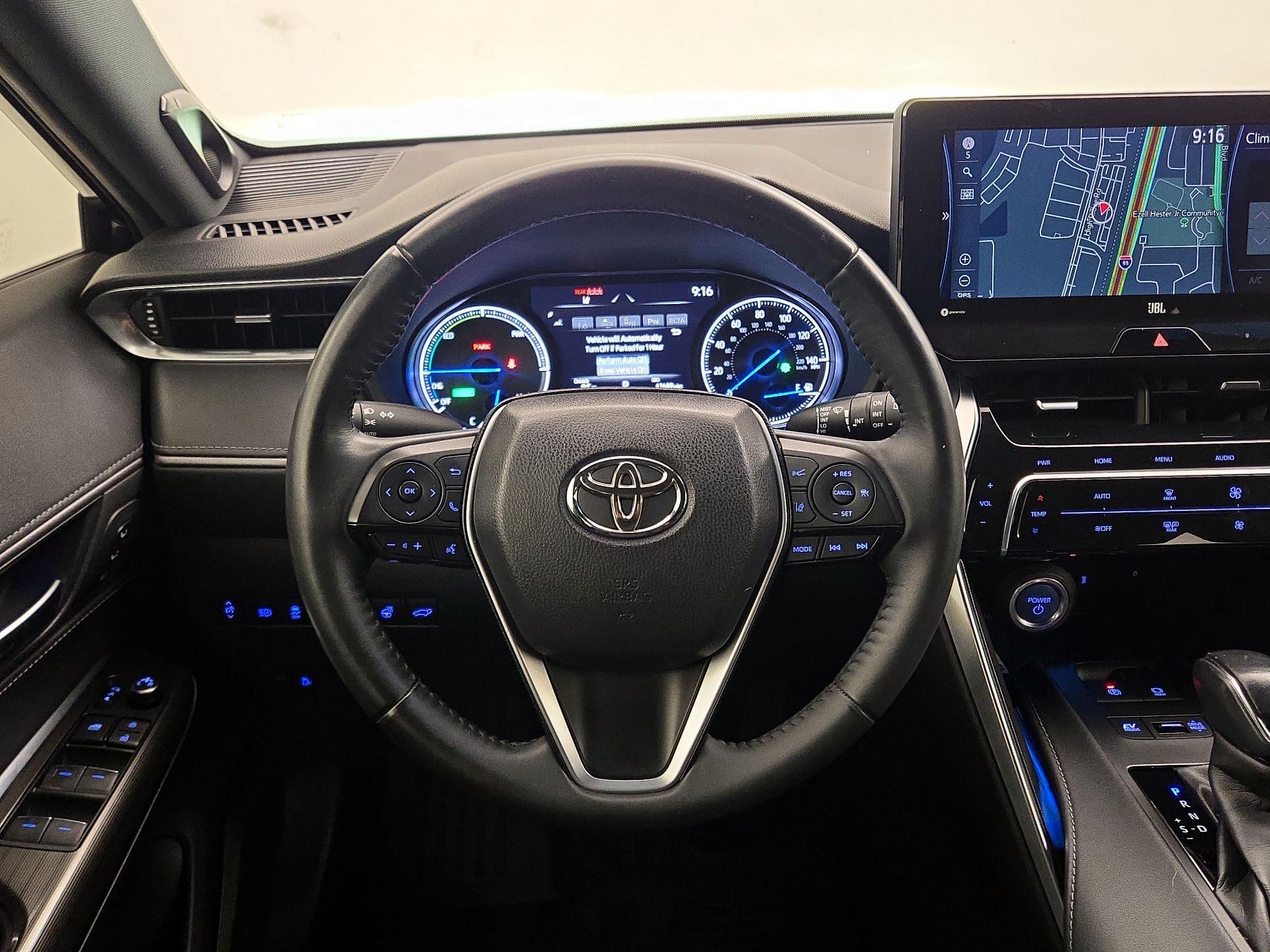 Thumbnail: 2021 Toyota Venza - 10