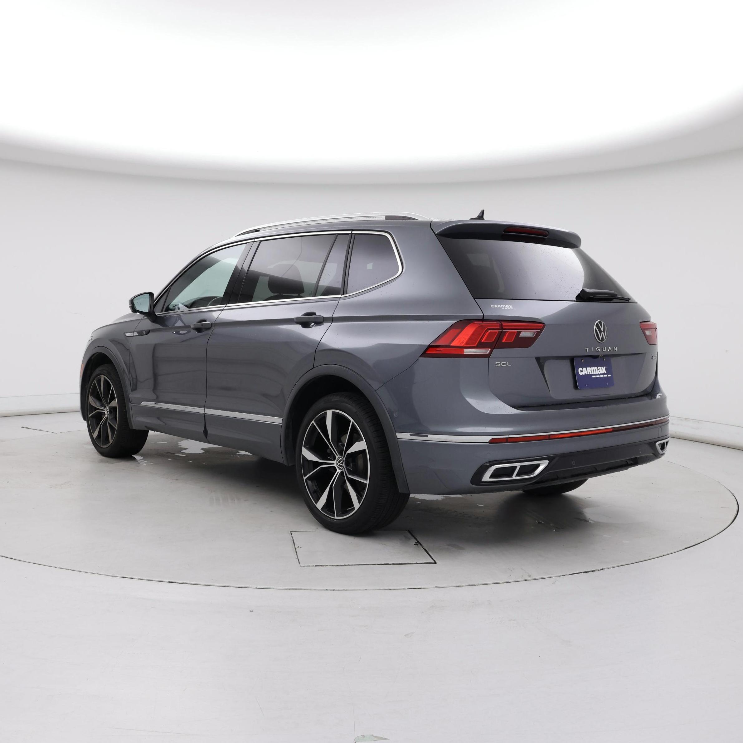 Thumbnail: 2022 Volkswagen Tiguan - 2
