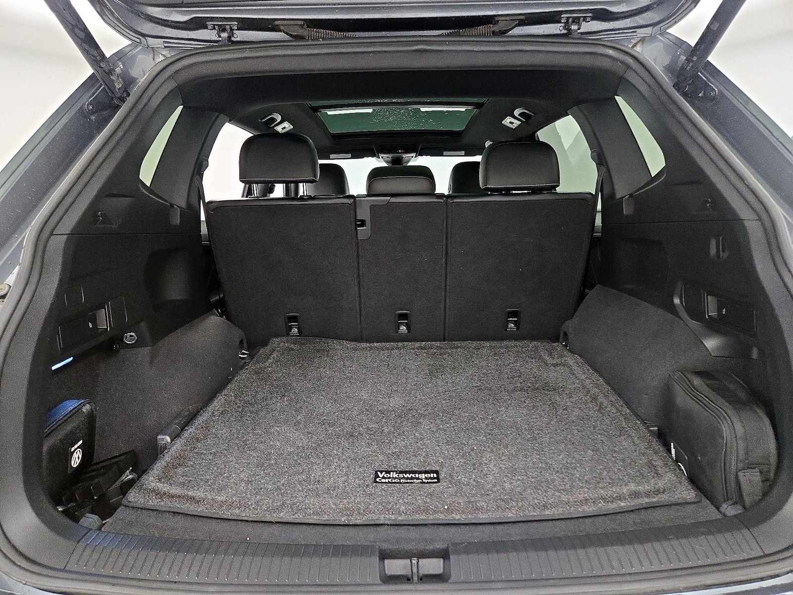 2022 Volkswagen Tiguan SEL R-LINE - Photo 23