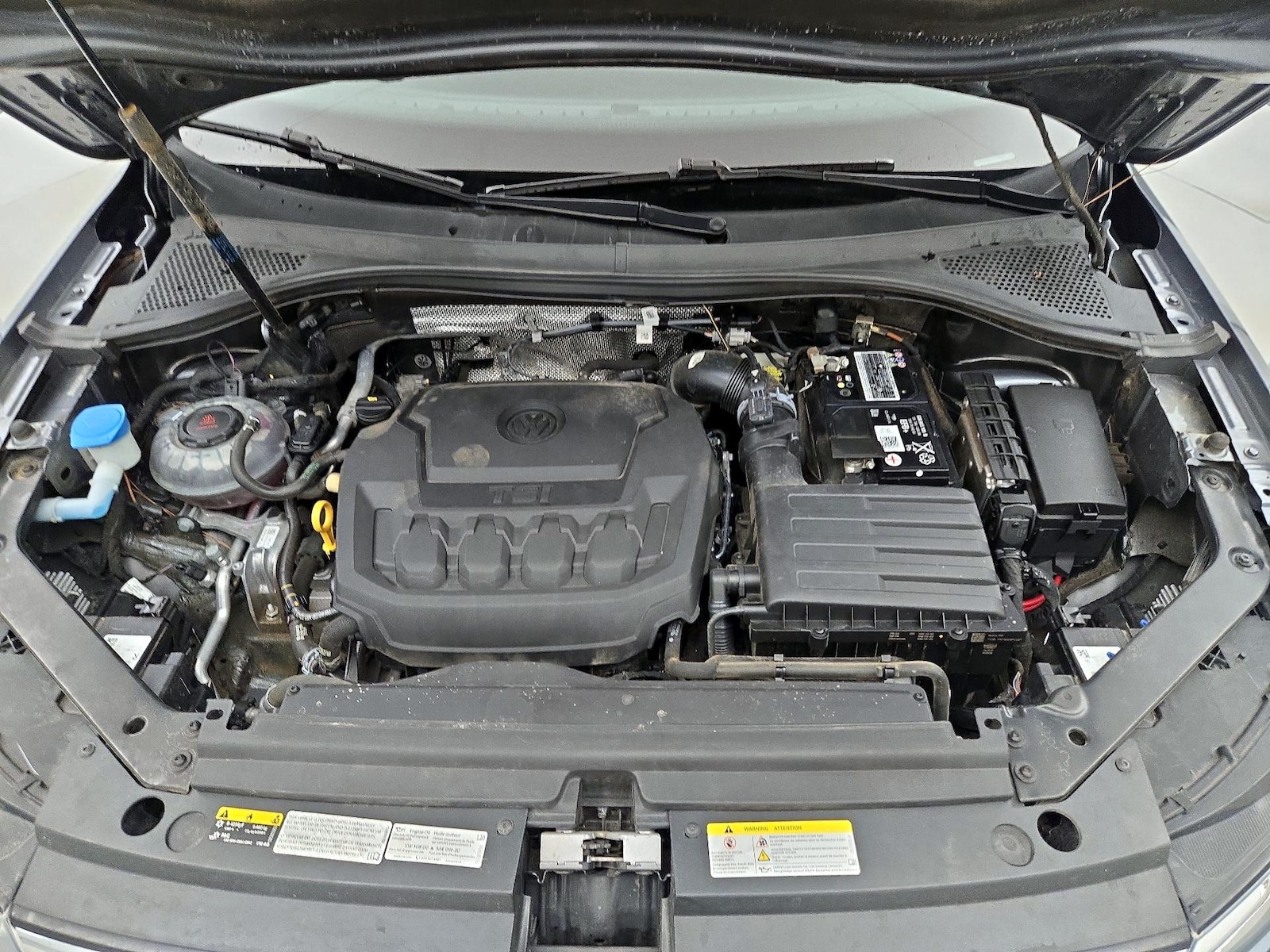 2022 Volkswagen Tiguan SEL R-LINE - Photo 25