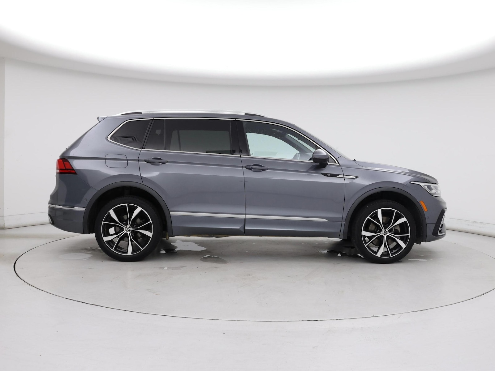 2022 Volkswagen Tiguan SEL R-LINE - Photo 8