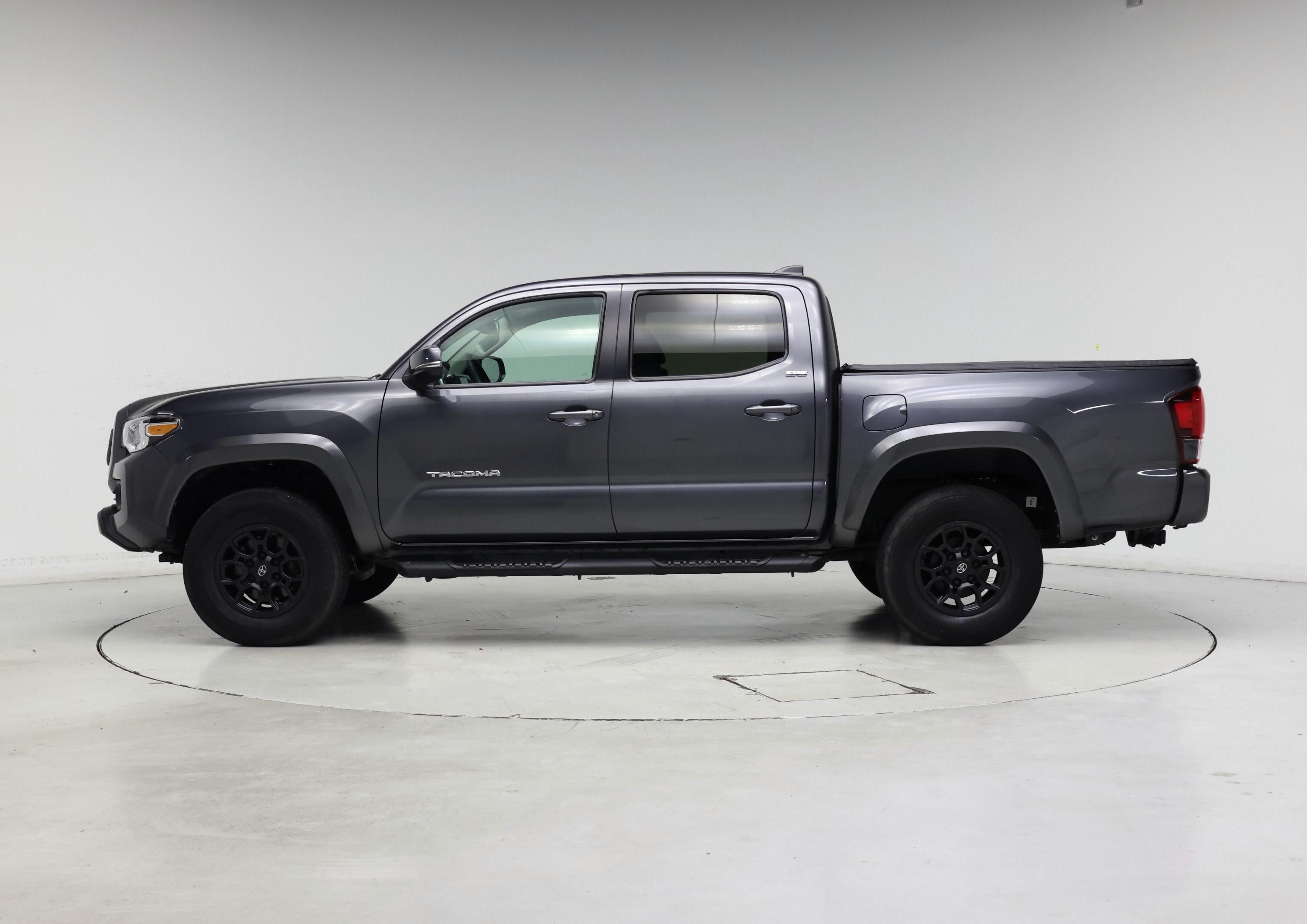 Thumbnail: 2022 Toyota Tacoma - 3