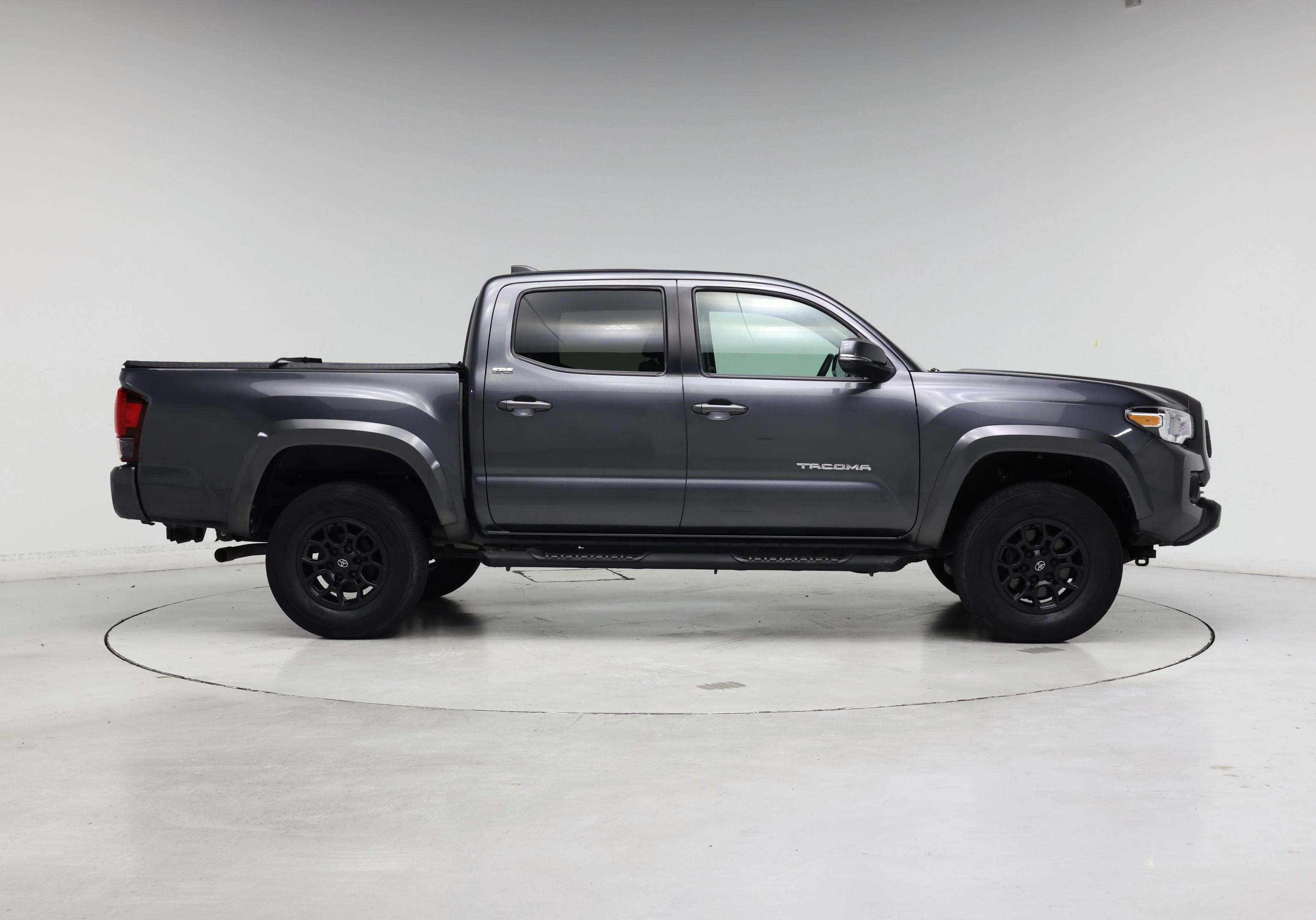 Thumbnail: 2022 Toyota Tacoma - 7