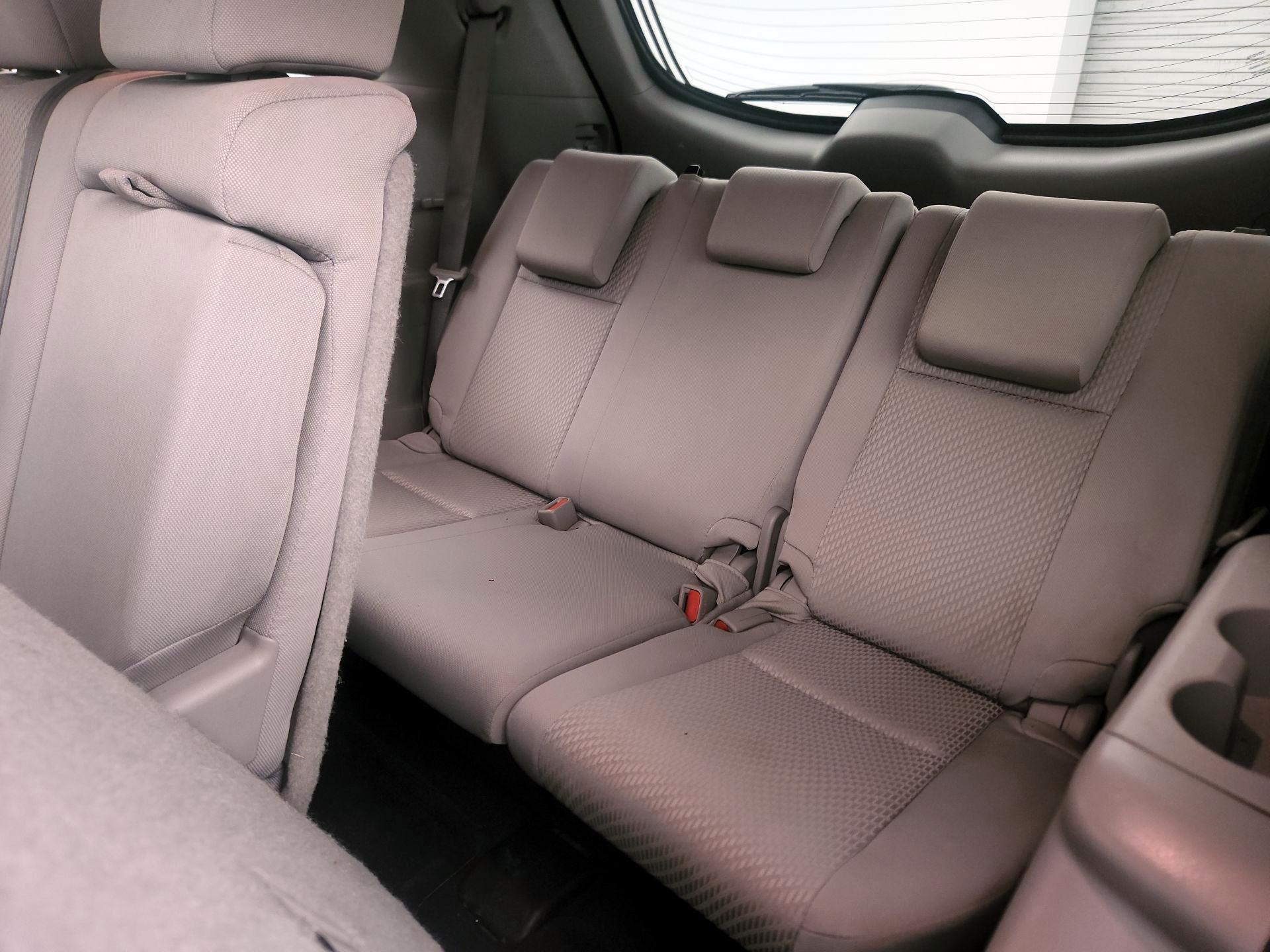 Thumbnail: 2016 Toyota Highlander - 19