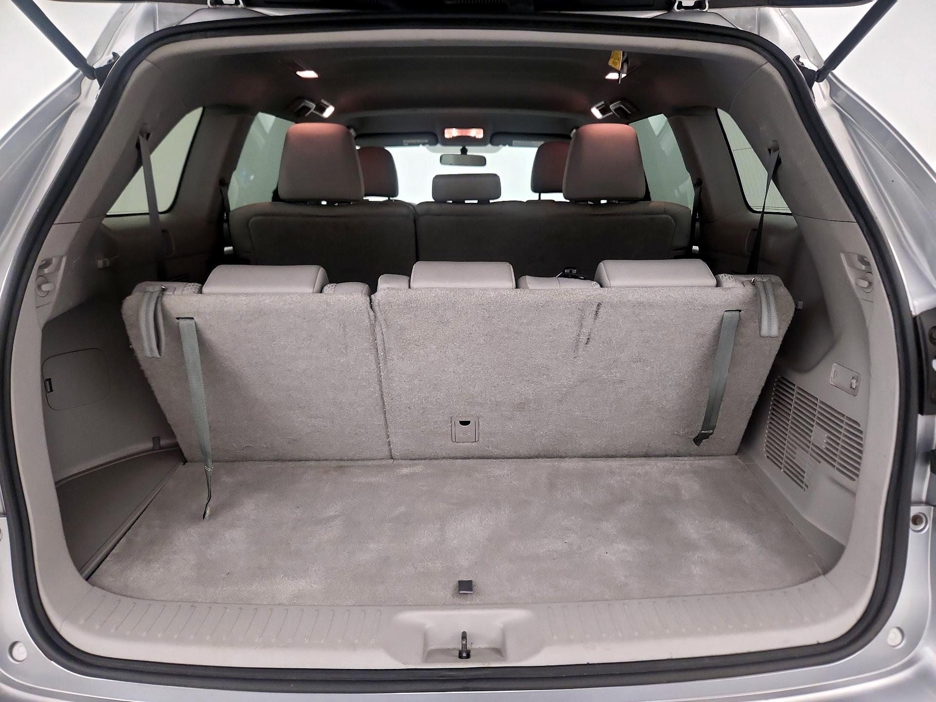 Thumbnail: 2016 Toyota Highlander - 20