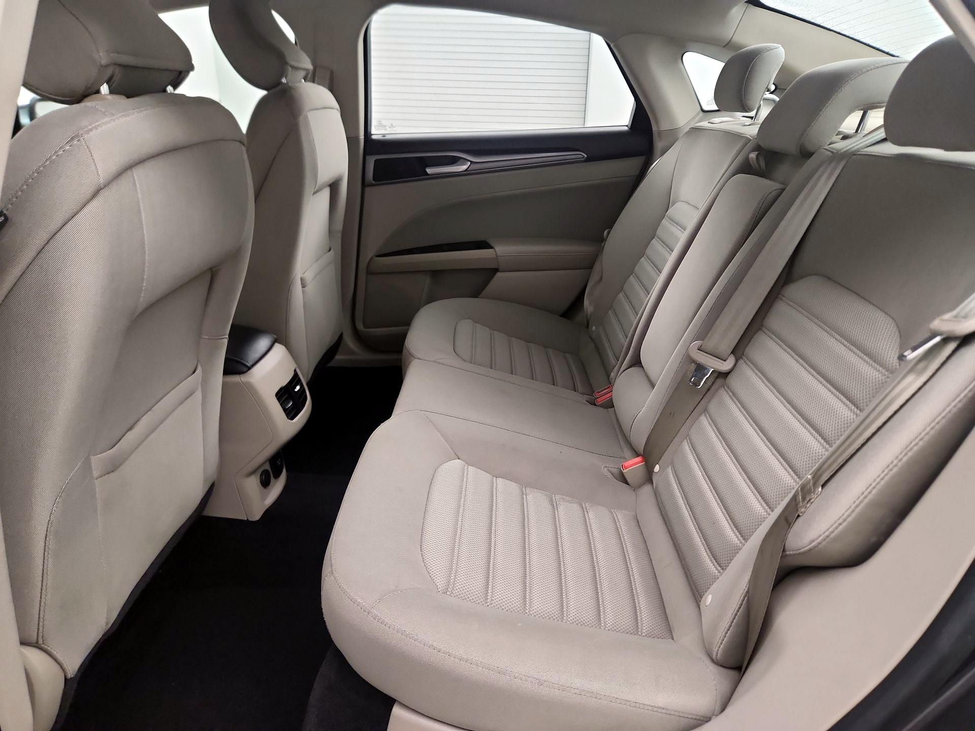 Thumbnail: 2018 Ford Fusion - 19