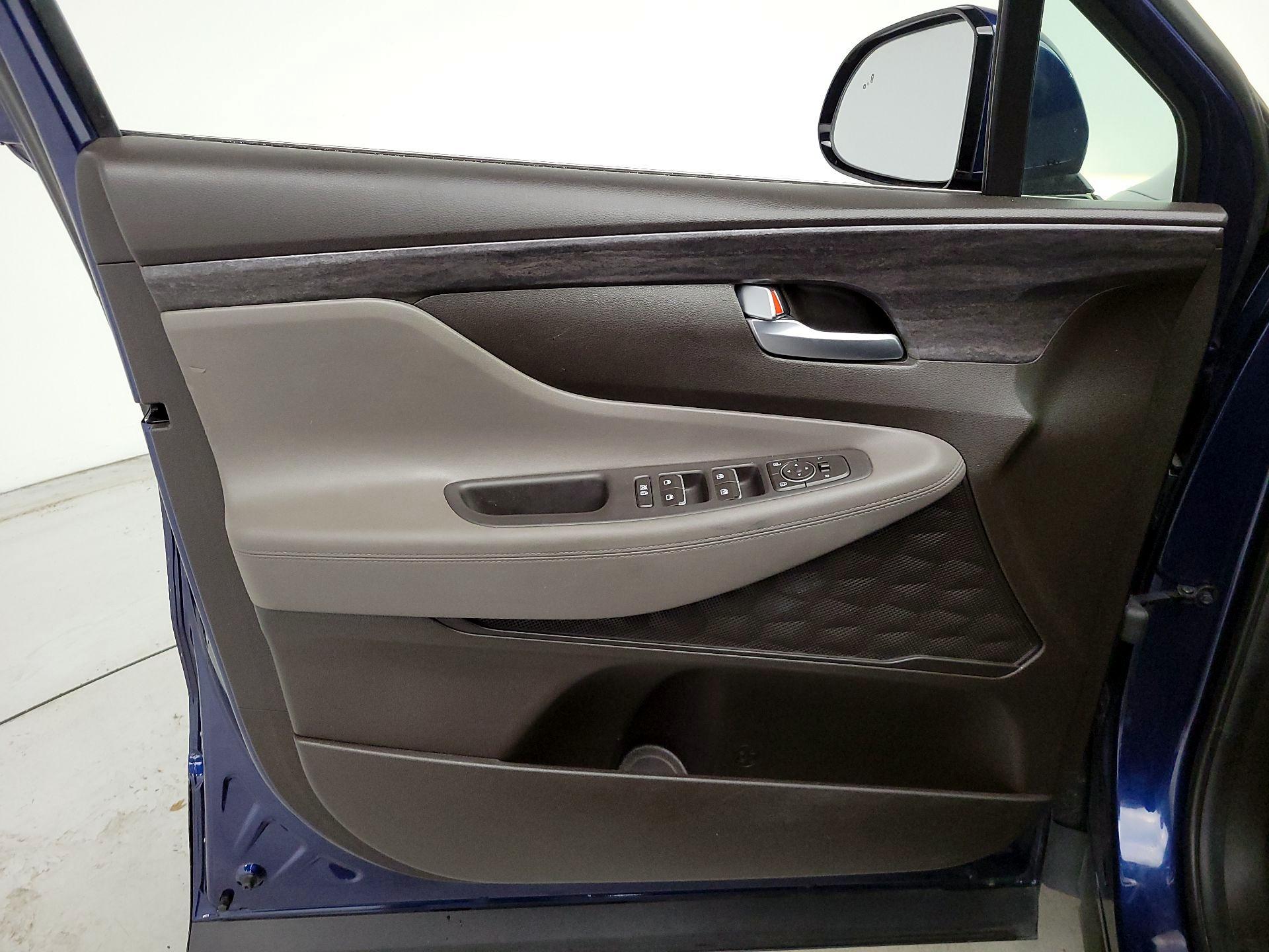 Thumbnail: 2020 Hyundai Santa Fe - 12